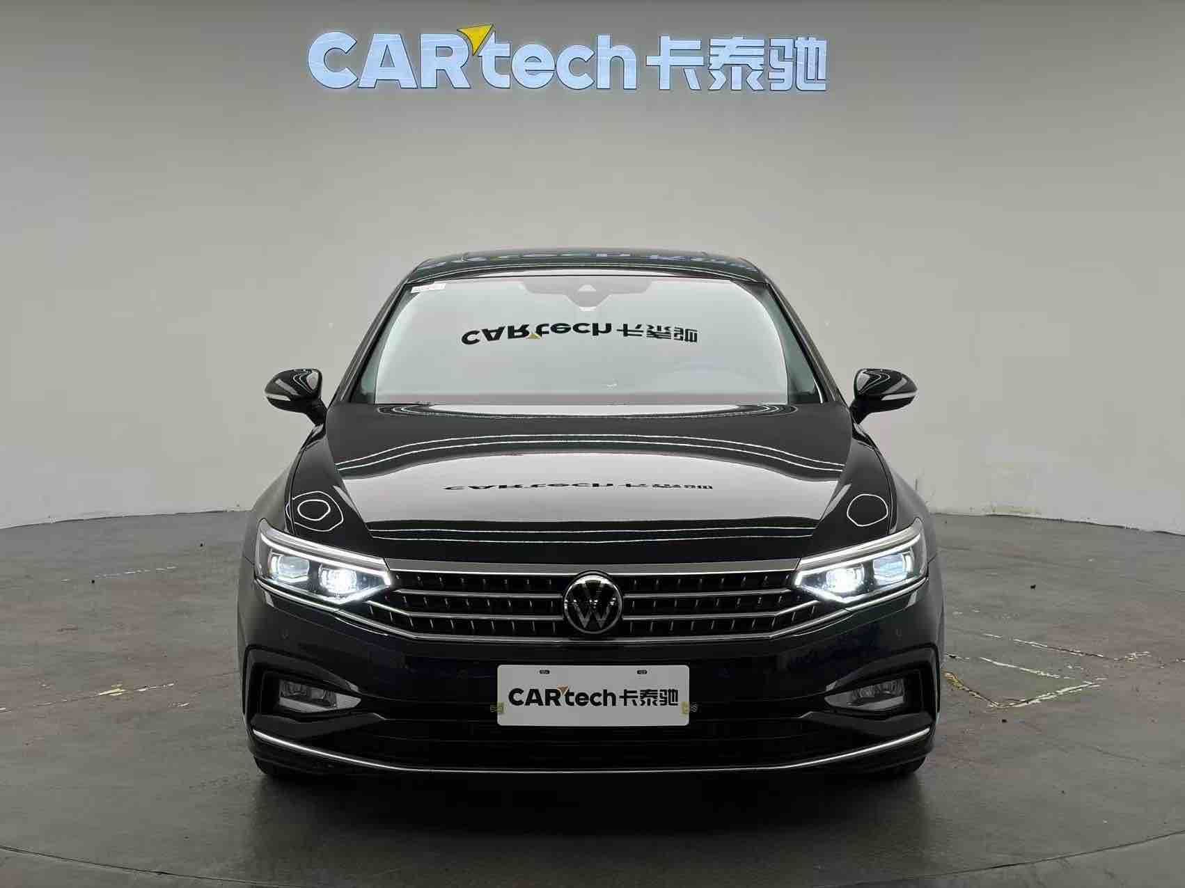 2024 Volkswagen Magotan - 2024 Sedan, pre-owned car for export from China