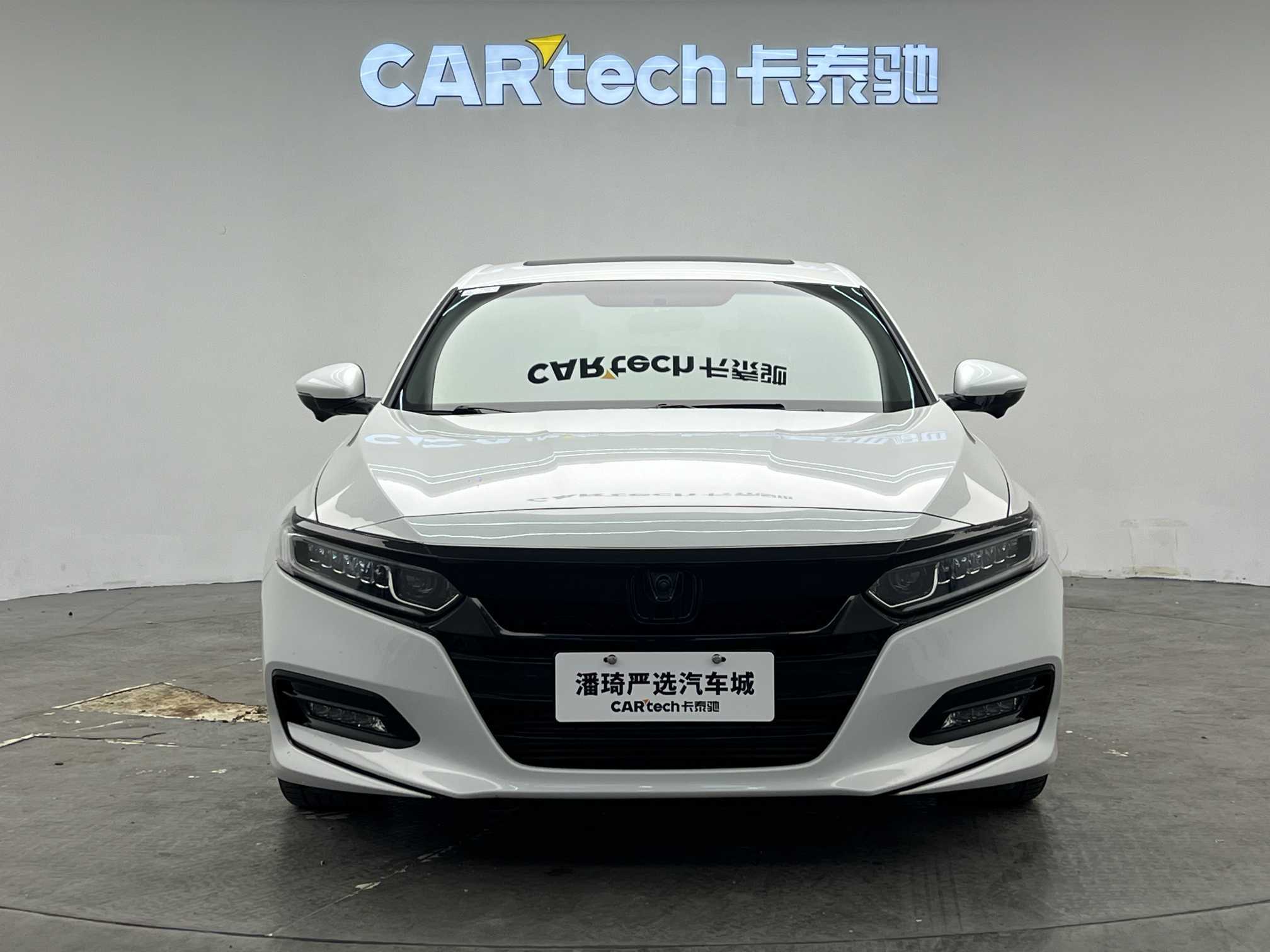 2021 Honda Accord - 2021 Sedan, pre-owned car for export from China