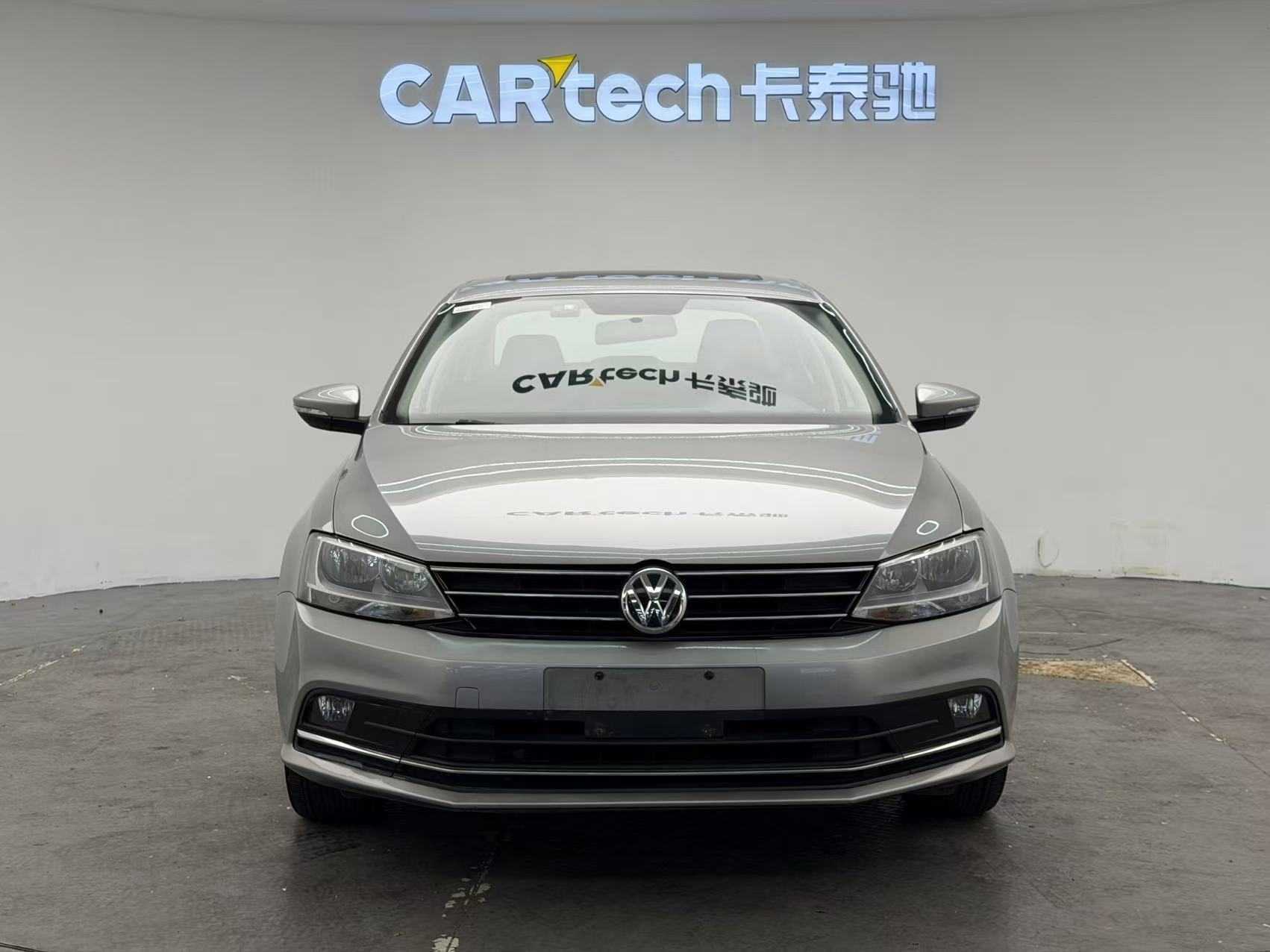 2017 Volkswagen Sagitar - 2017 Sedan, pre-owned car for export from China