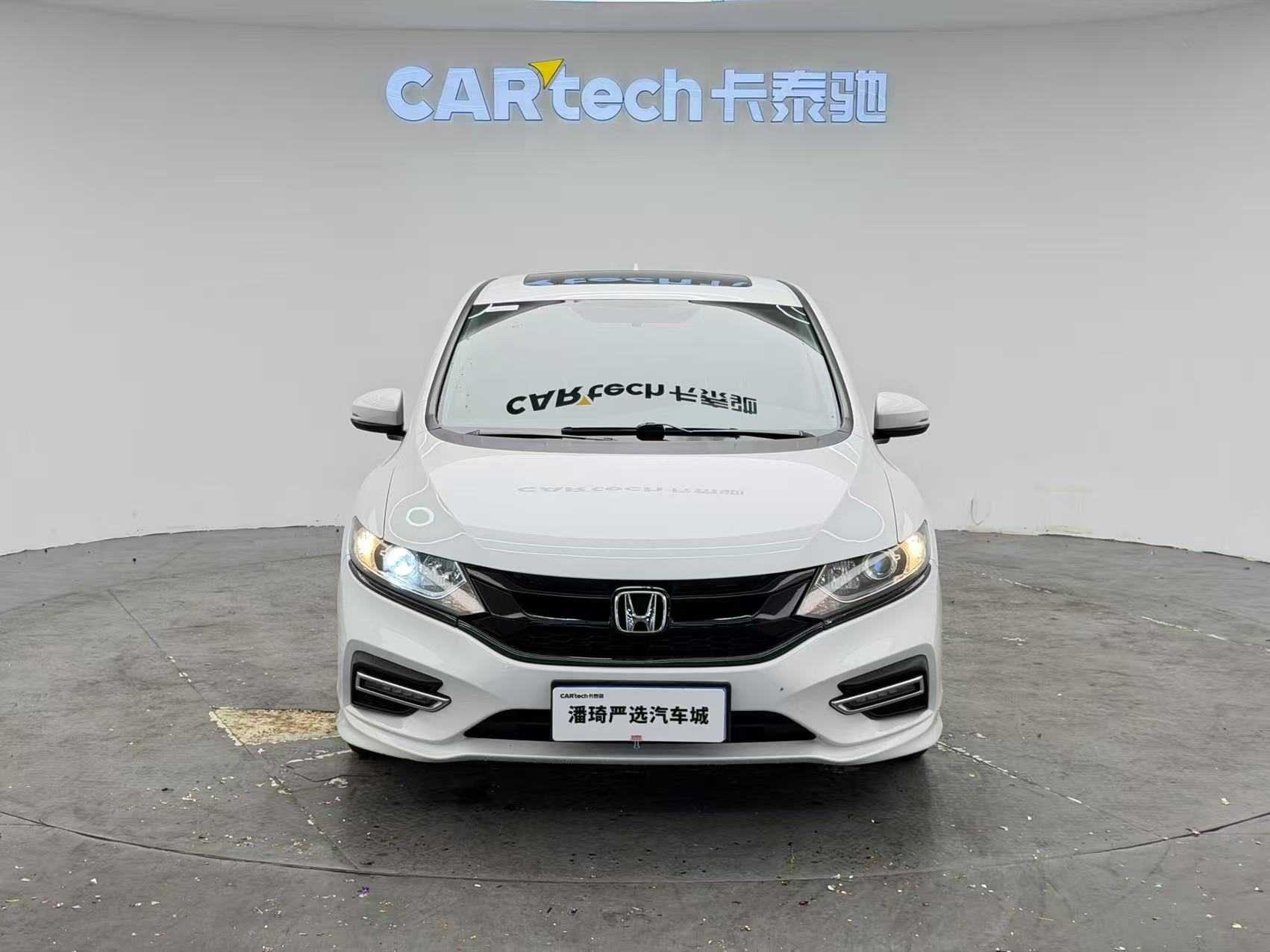 2019 Honda Jade - 2019 MPV, pre-owned car for export from China