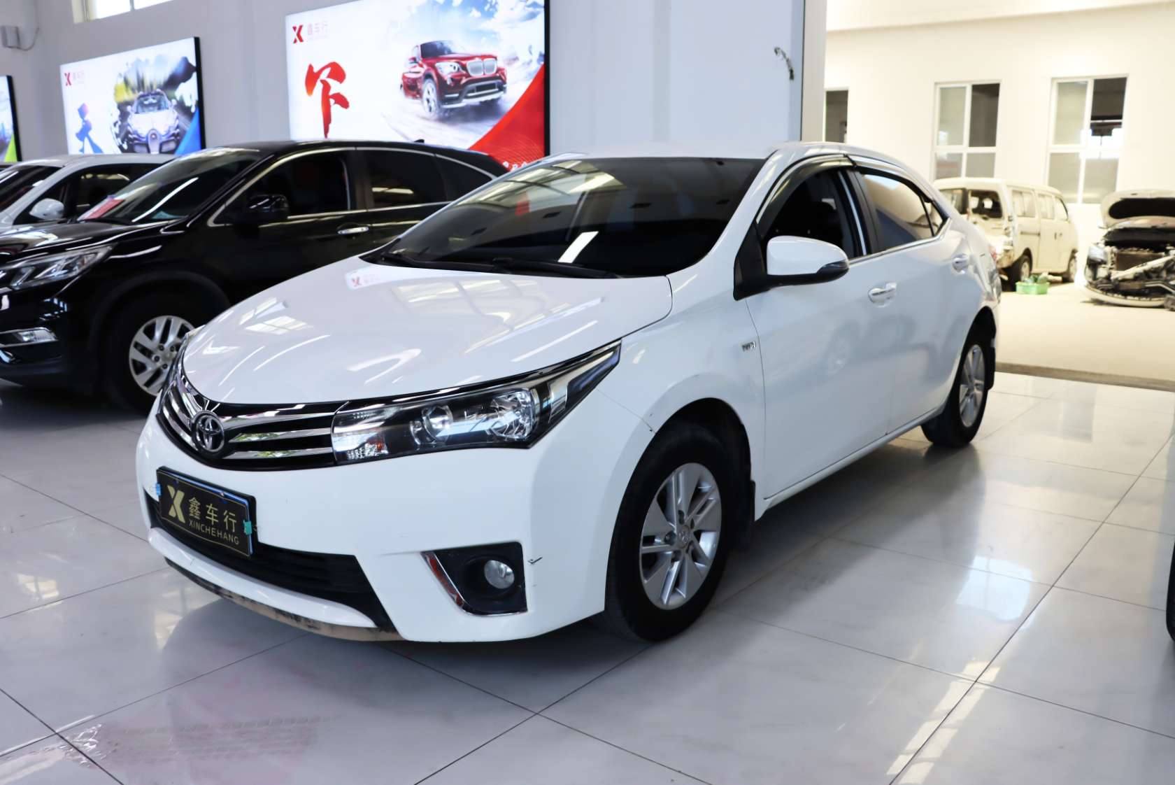 2014 Toyota Corolla 1.6L CVT GL - 2014 Sedan, pre-owned car for export from China
