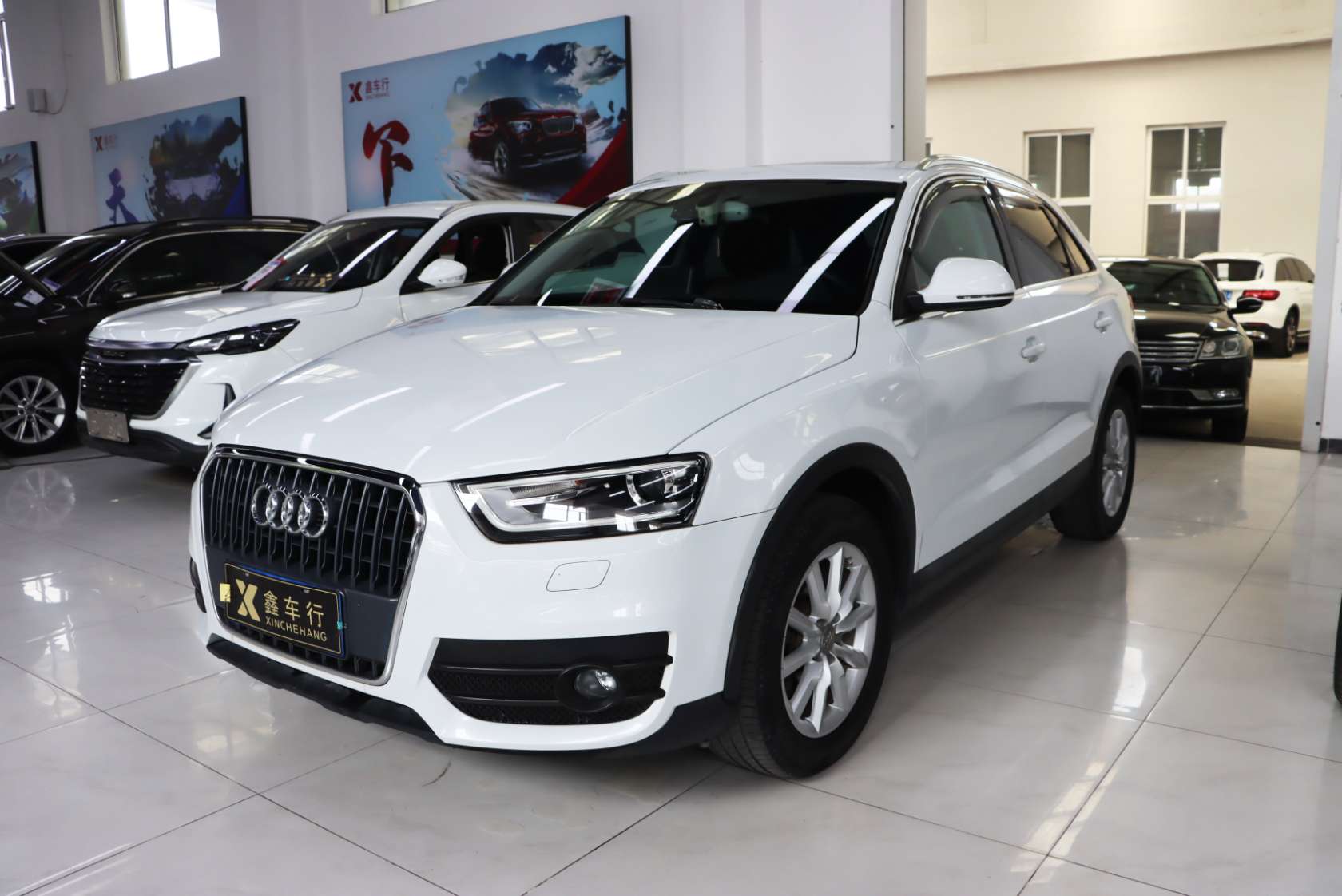 2015 Audi Q3 35 TFSI Progressive Edition - 2015 SUV, pre-owned car for export from China
