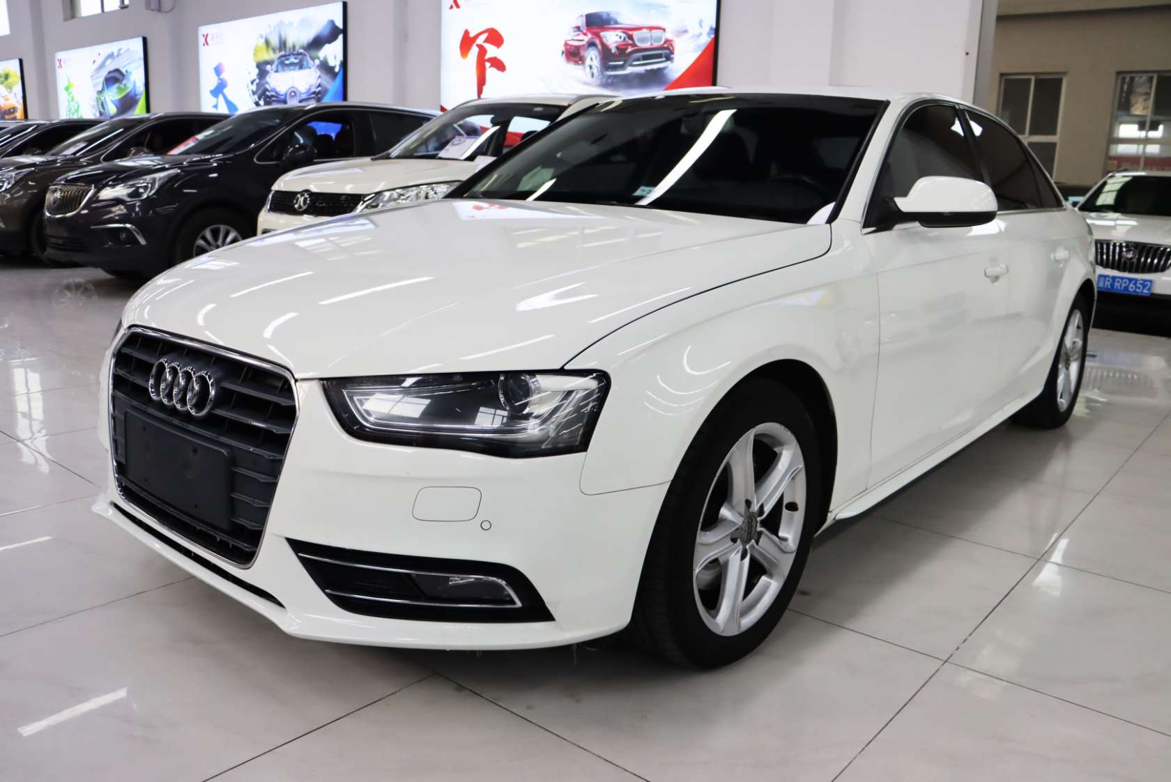 2015 Audi A4L 35 TFSI Automatic Standard Edition - 2015 Sedan, pre-owned car for export from China