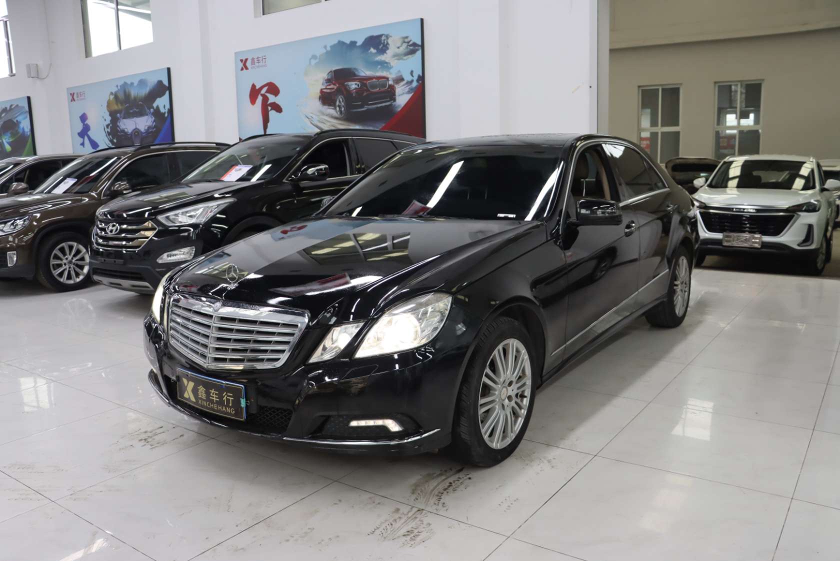 2010 Mercedes-Benz E-Class E 300 L Fashion Edition - 2010 Sedan, pre-owned car for export from China