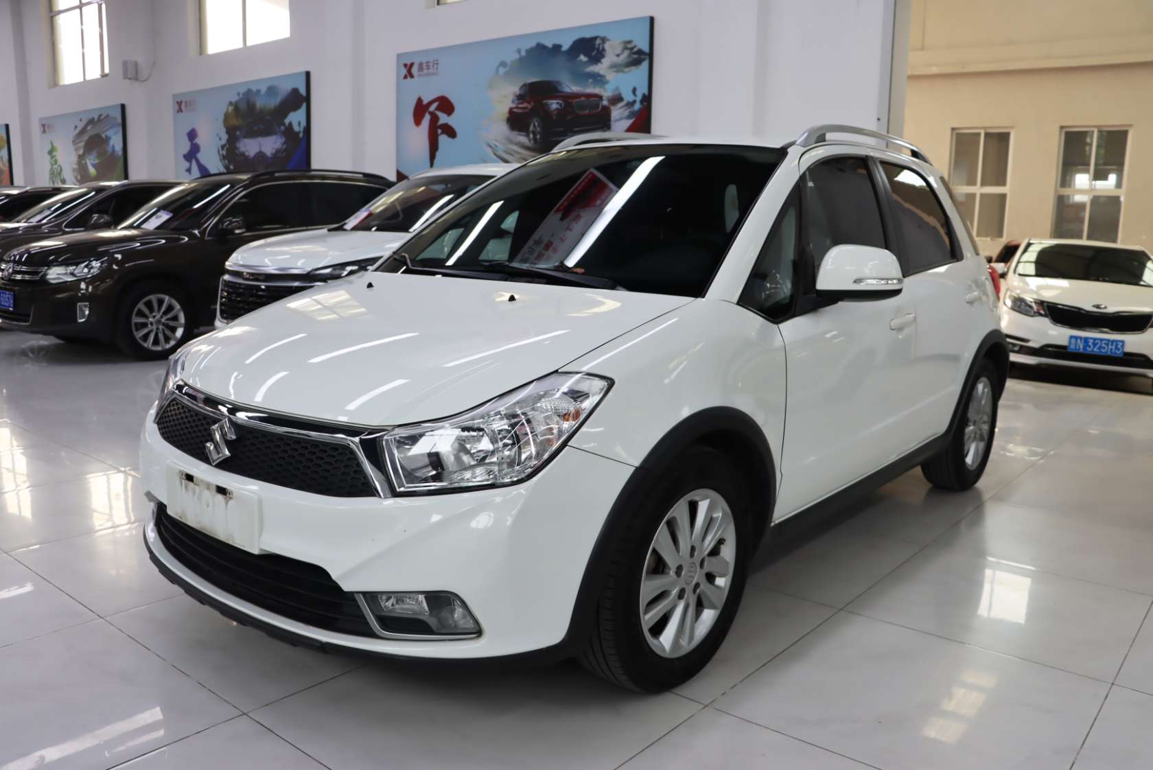 2013 Suzuki SX4 1.6L Automatic Kurui Edition - 2013 Hatchback, pre-owned car for export from China