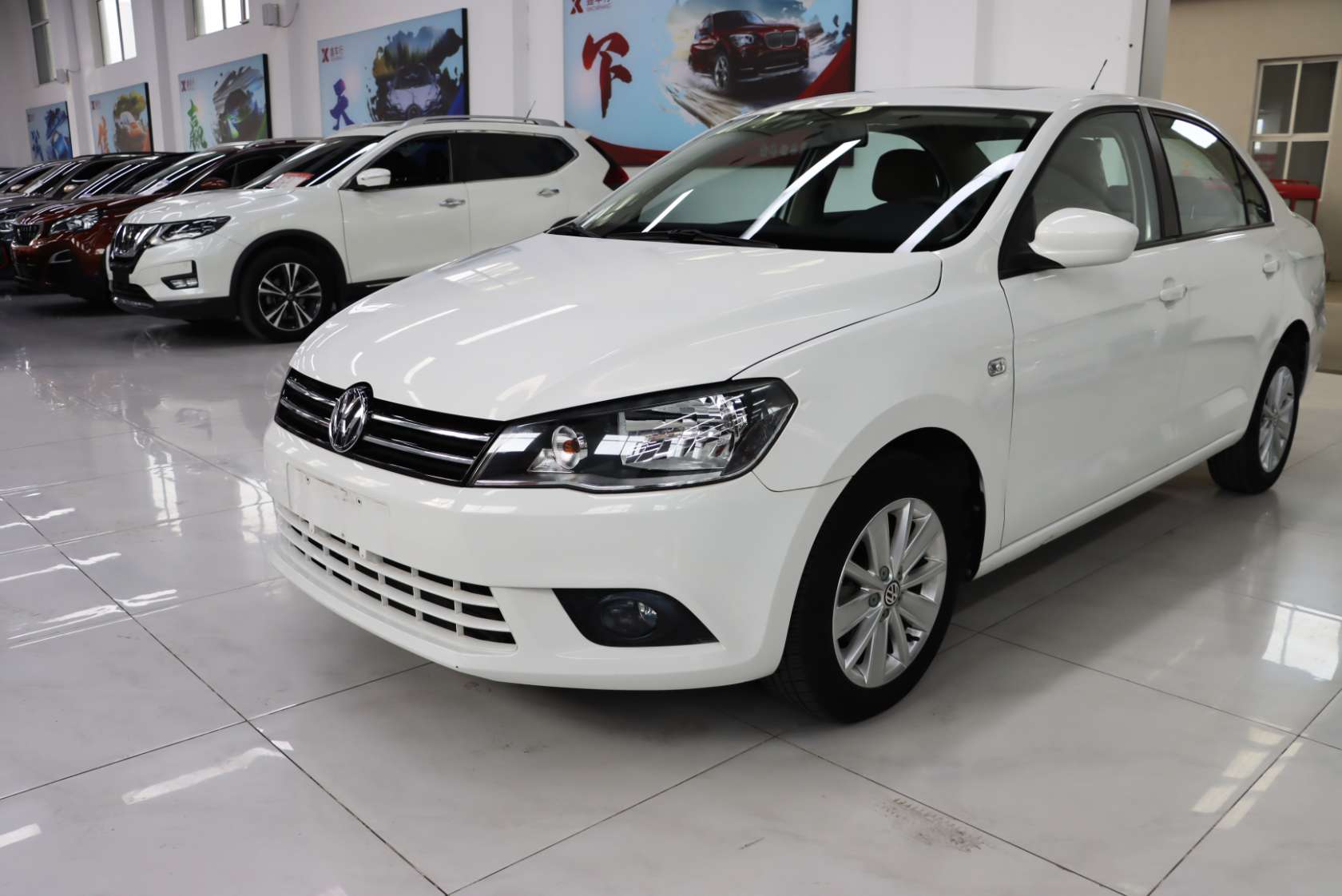 2013 Volkswagen Jetta 1.6L Automatic Comfort Edition - 2013 Sedan, pre-owned car for export from China