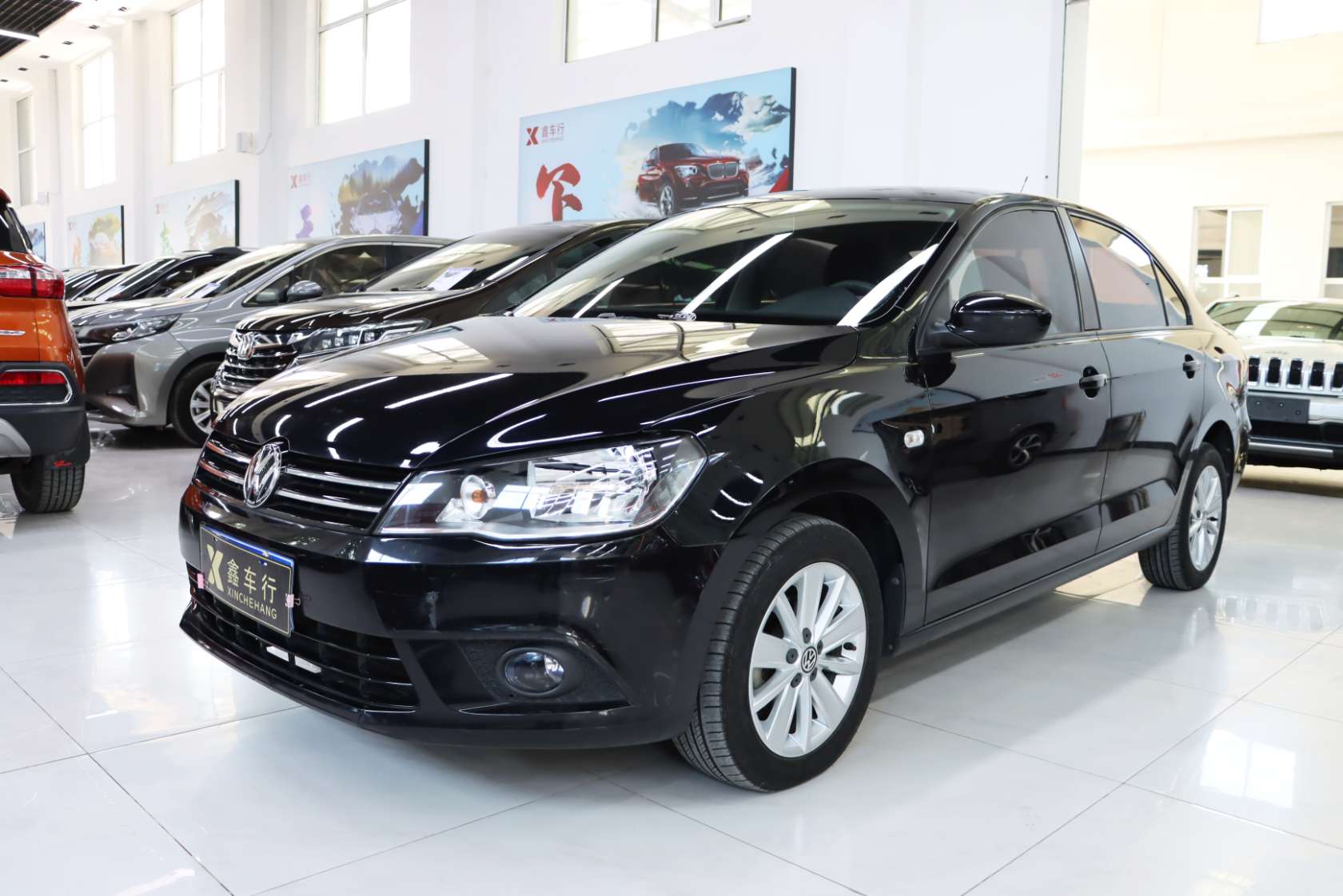 2015 Volkswagen Jetta 1.6L Automatic Comfort Edition - 2015 Sedan, pre-owned car for export from China