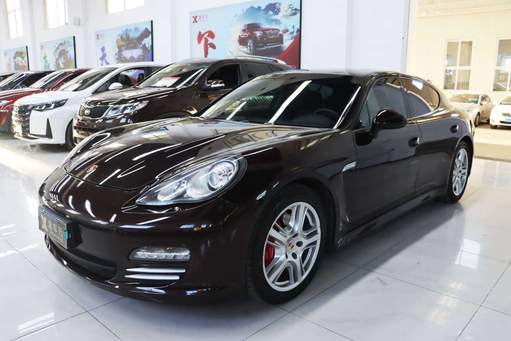 2010 Porsche Panamera 4 3.6L - 2010 Hatchback, pre-owned car for export from China