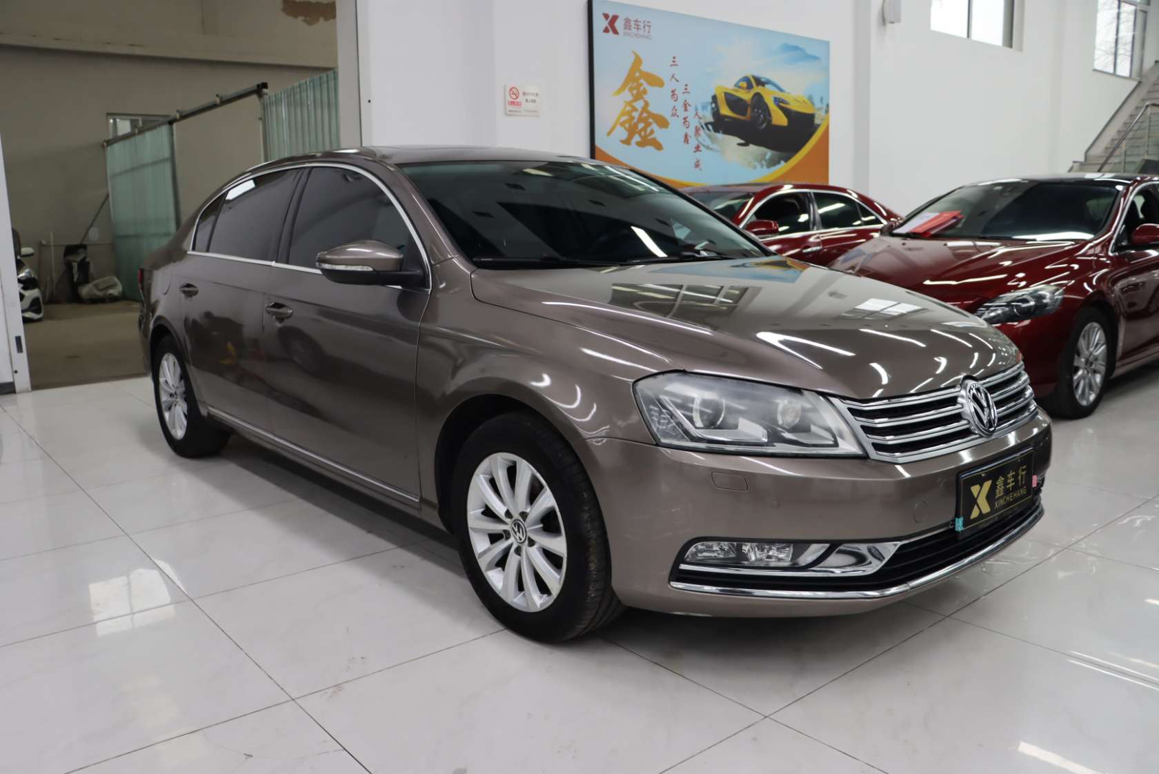 2015 Volkswagen Magotan 1.8TSI Luxury Edition - 2015 Sedan, pre-owned car for export from China