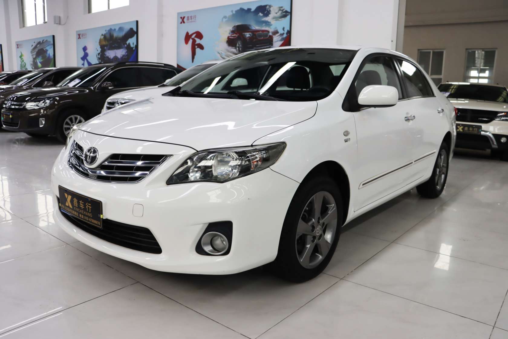 2013 Toyota Corolla Special Edition 1.8L CVT Coolest Edition GL-i - 2013 Sedan, pre-owned car for export from China