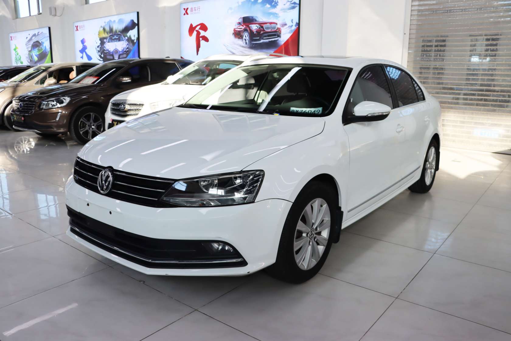 2016 Volkswagen Sagitar 230TSI 25 Anniversary Edition - 2016 Sedan, pre-owned car for export from China