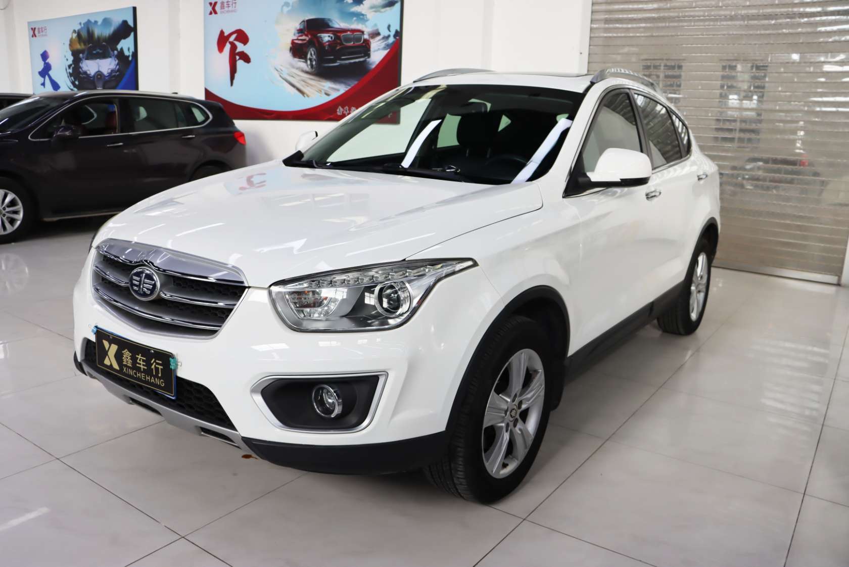 2015 Bestune X80 1.8T Automatic Luxury Edition - 2015 SUV, pre-owned car for export from China
