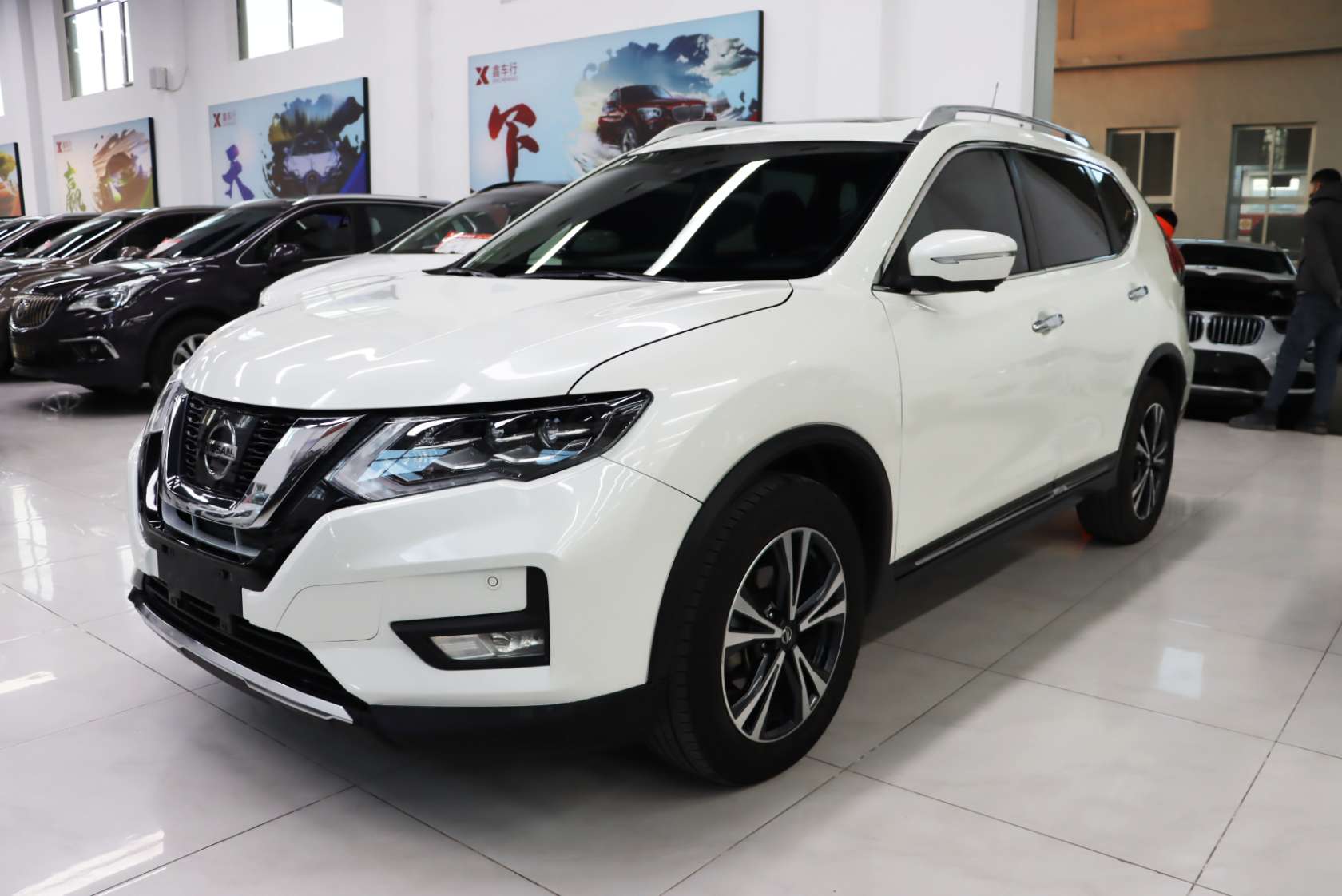2020 Nissan X-Trail 2.5L XL ITS CVT 4WD Luxury Navigator Edition - 2020 SUV, pre-owned car for export from China