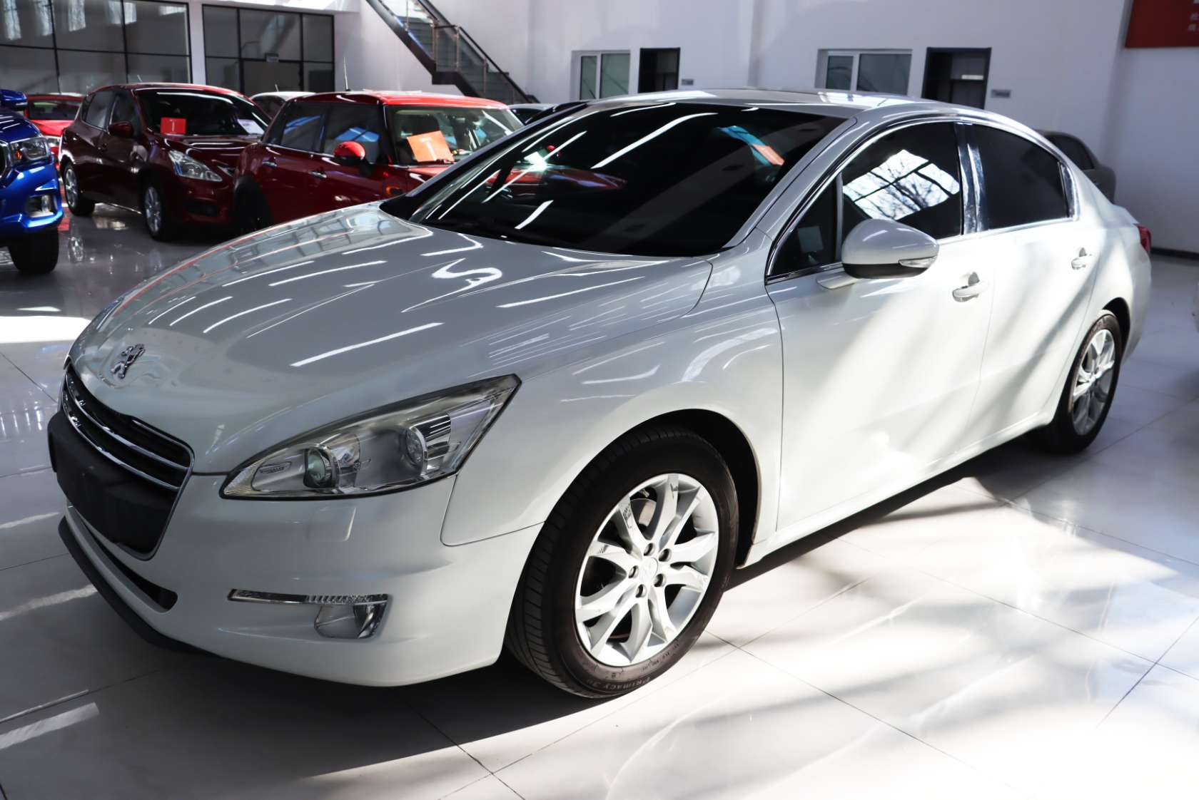 2013 Peugeot 508 2.0L 2nd Anniversary Edition Automatic Smart Edition - 2013 Sedan, pre-owned car for export from China