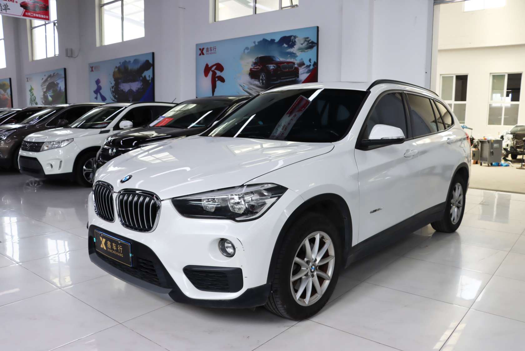 2016 BMW X1 sDrive18Li Fashion Edition - 2016 SUV, pre-owned car for export from China