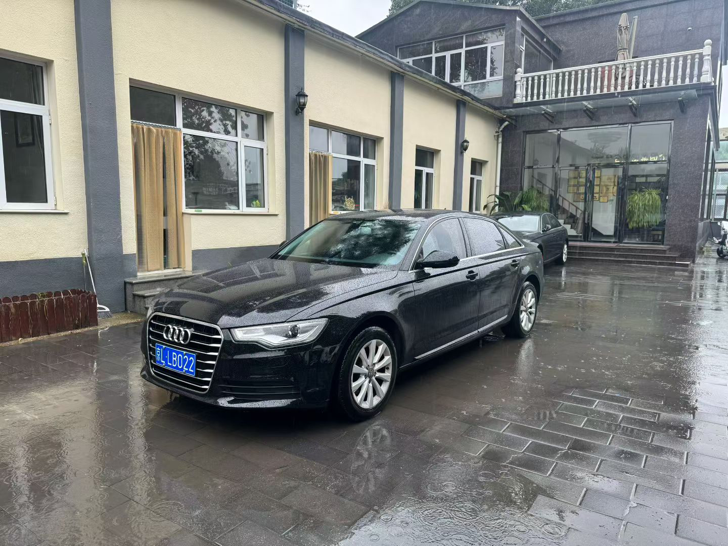 2015 Audi A6L TFSI Million Anniversary Zhiling Edition - 2015 Sedan, pre-owned car for export from China