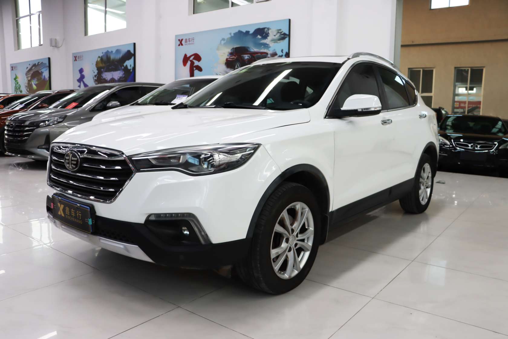 2017 Bestune X80 1.8T Automatic Sport Edition - 2017 SUV, pre-owned car for export from China