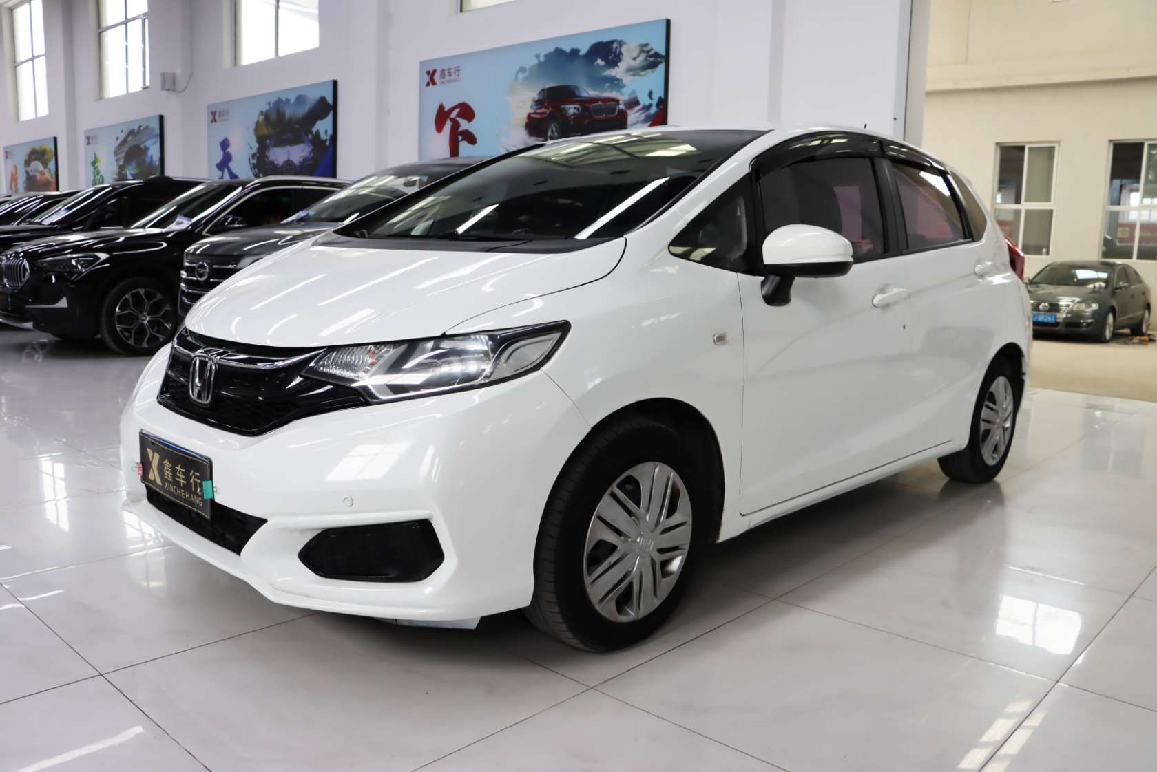 2018 Honda Fit 1.5L CVT Comfort Edition - 2018 Hatchback, pre-owned car for export from China