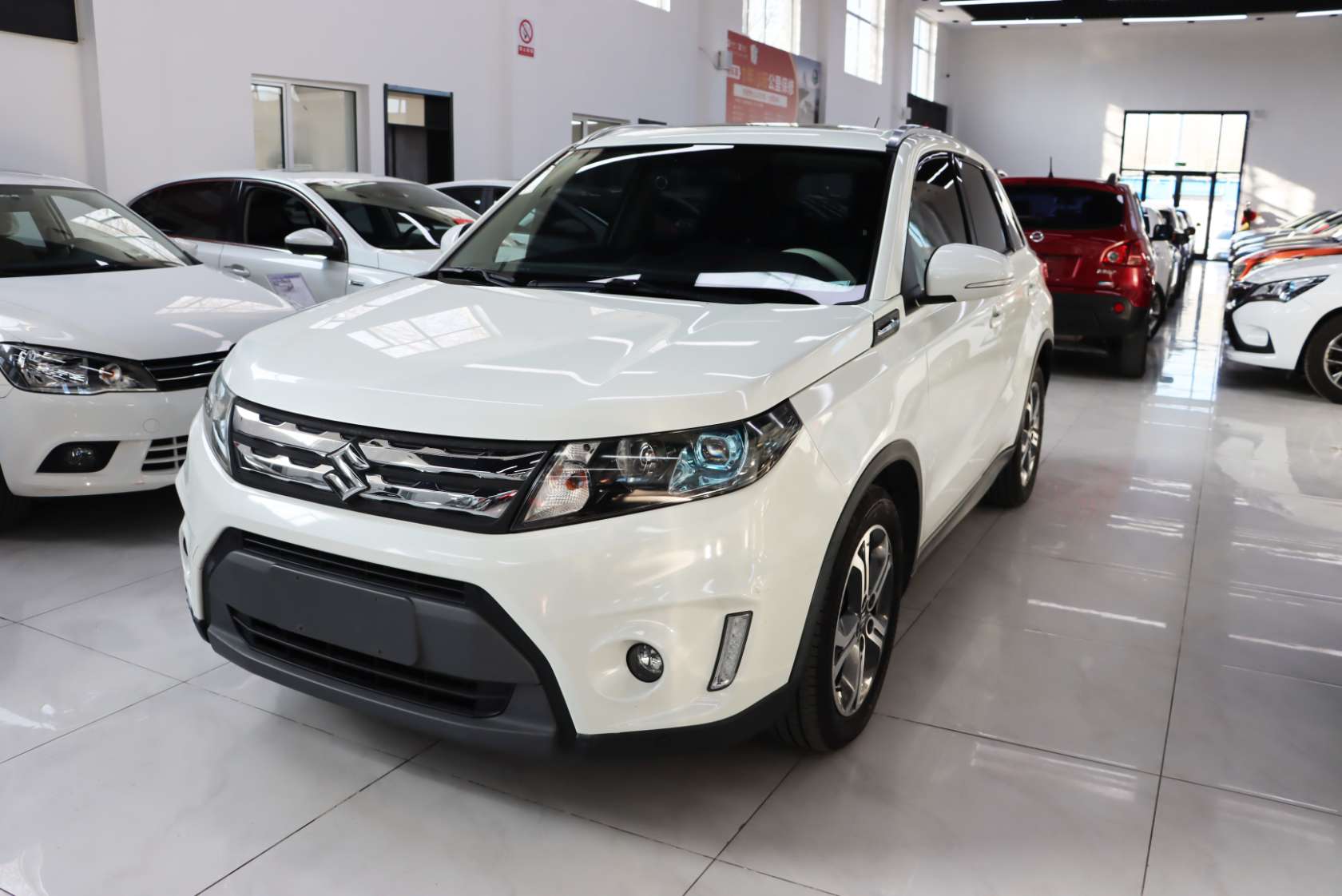 2016 Suzuki Vitara 1.4T Automatic 2WD Luxury Edition - 2016 SUV, pre-owned car for export from China