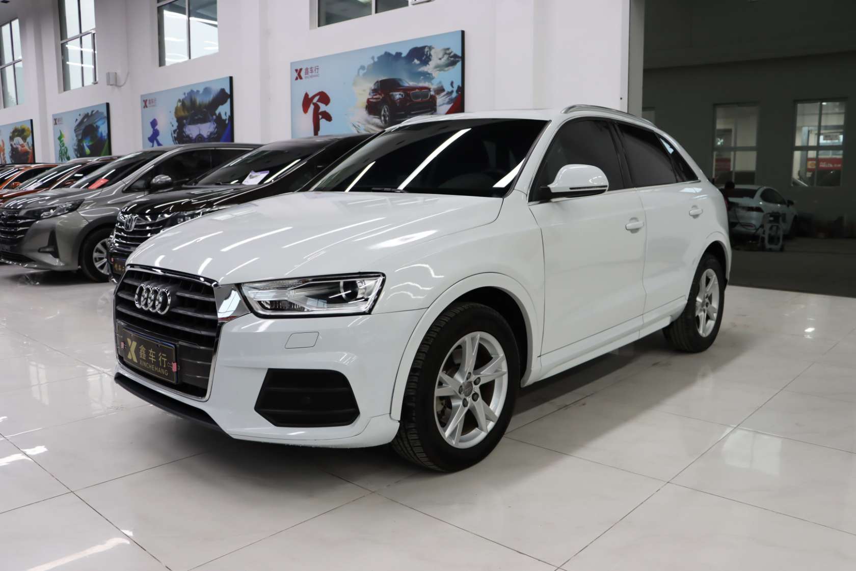 2017 Audi Q3 35 TFSI Fashion Edition - 2017 SUV, pre-owned car for export from China