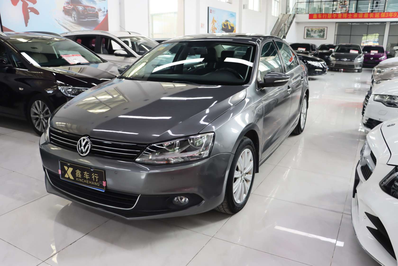 2014 Volkswagen Sagitar Facelift 1.4TSI Automatic Luxury Edition - 2014 Sedan, pre-owned car for export from China