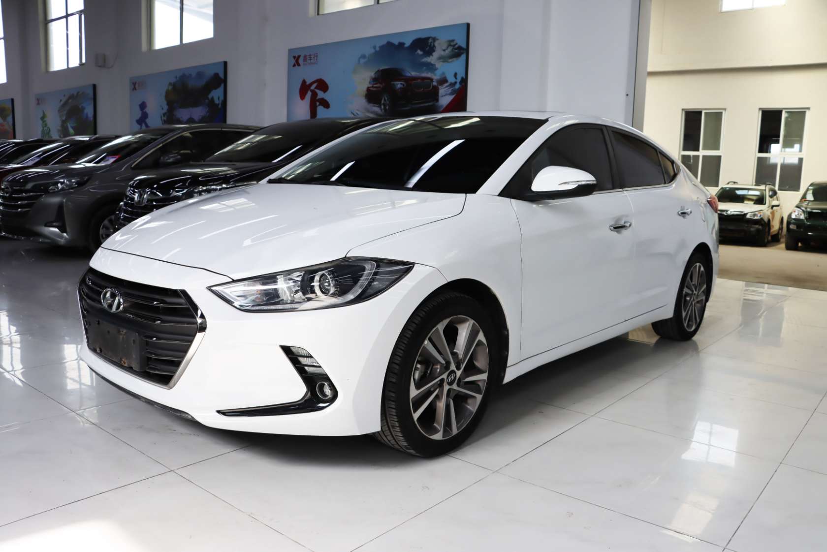 2016 Hyundai Elantra Lingdong 1.6L Automatic Zhixuan Luxury Edition - 2016 Sedan, pre-owned car for export from China
