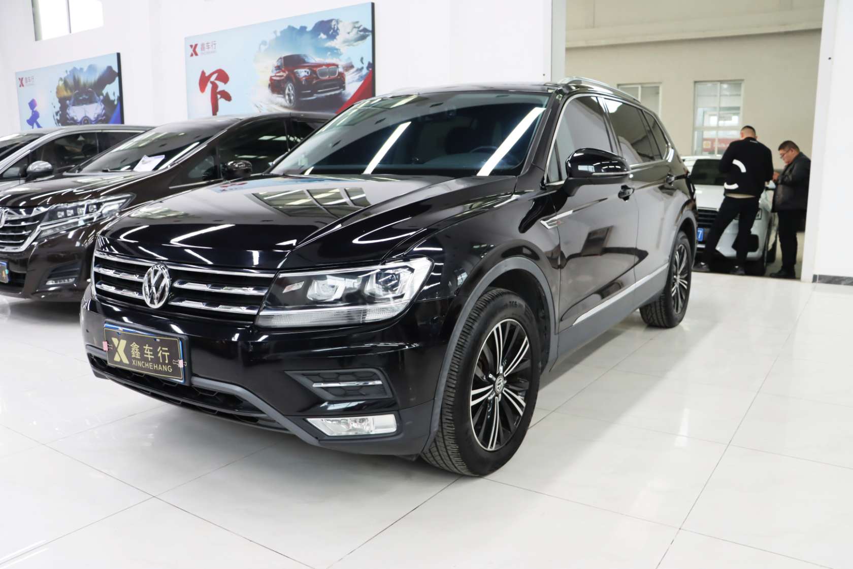 2019 Volkswagen Tiguan L 330TSI Automatic 2WD Panoramic Comfort Edition China VI - 2019 SUV, pre-owned car for export from China