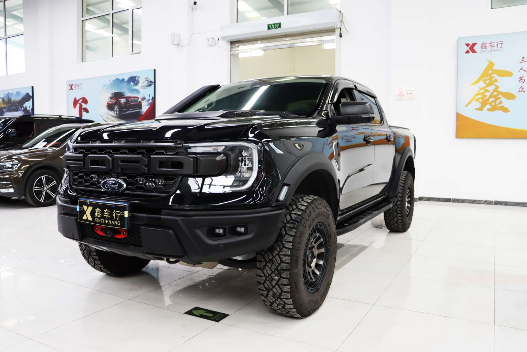 2023 Lorinser Ranger Lancer Tanji 4WD Lancer Edition Petrol - 2023 Pickup, pre-owned car for export from China