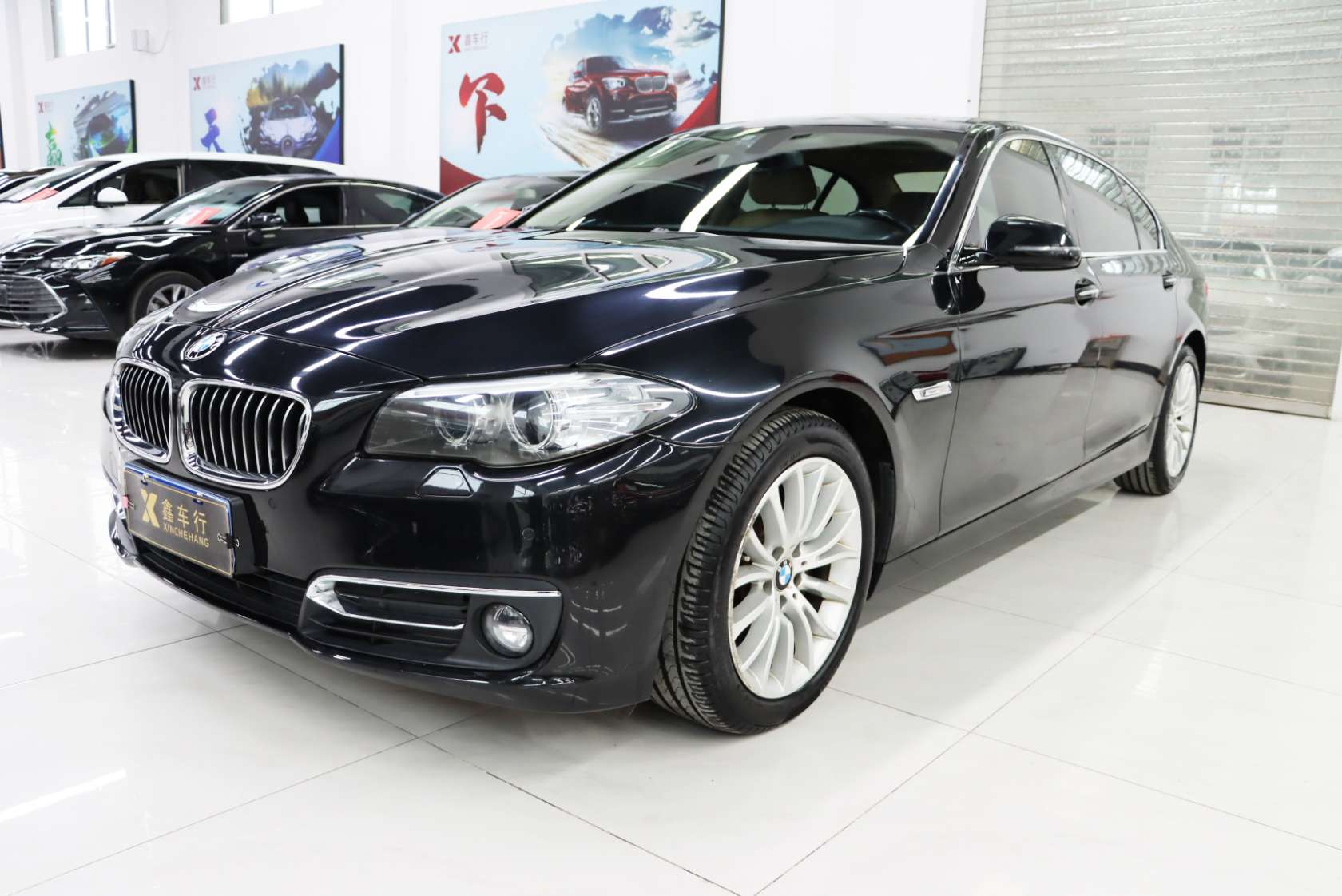 2014 BMW 5 Series 525Li Leading Edition - 2014 Sedan, pre-owned car for export from China