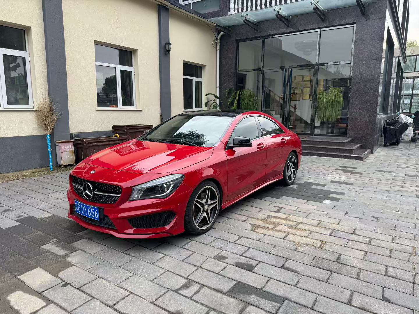 2014 Mercedes-Benz CLA 260 4MATIC - 2014 Sedan, pre-owned car for export from China