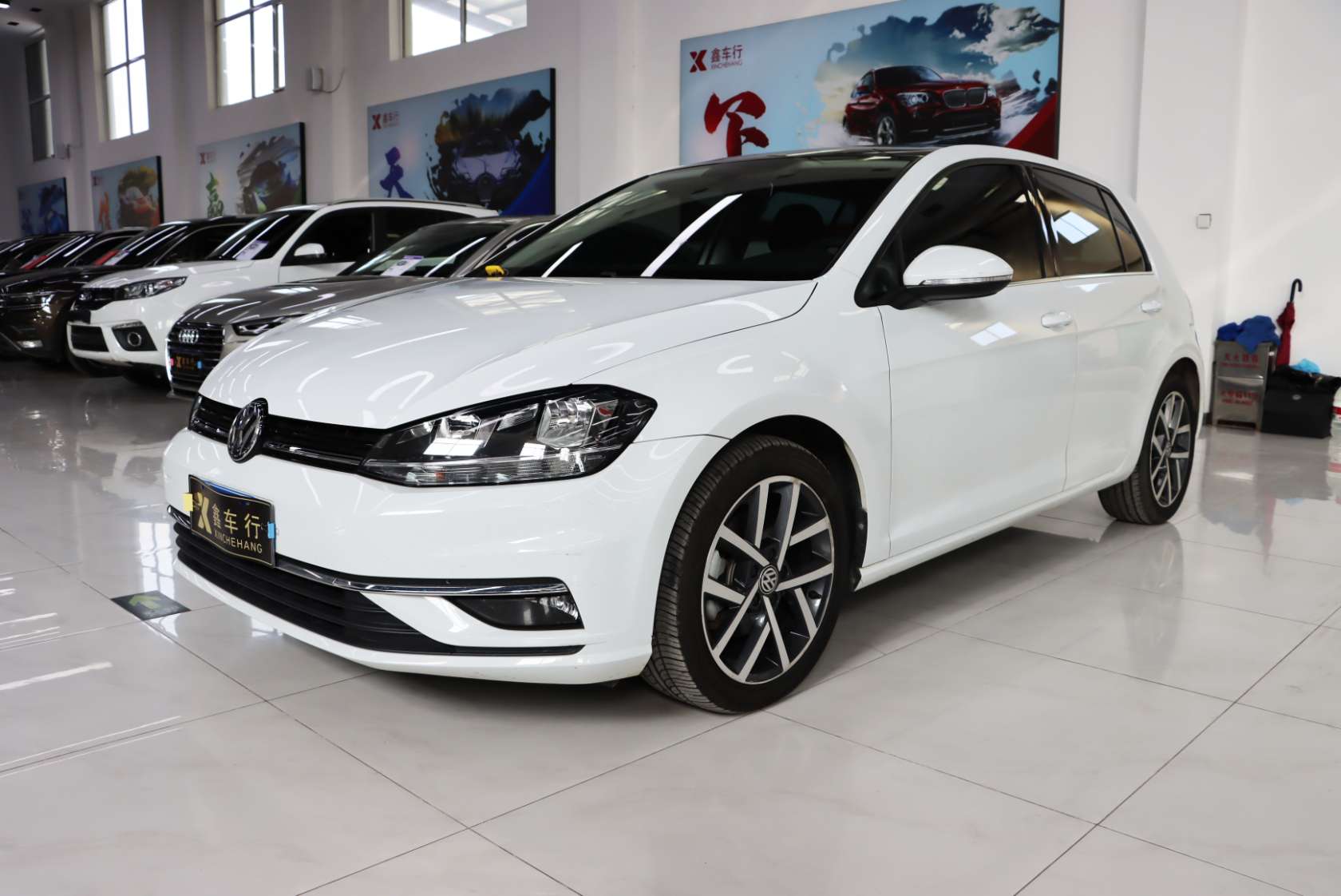2020 Volkswagen Golf 280TSI DSG Luxury Edition - 2020 Hatchback, pre-owned car for export from China