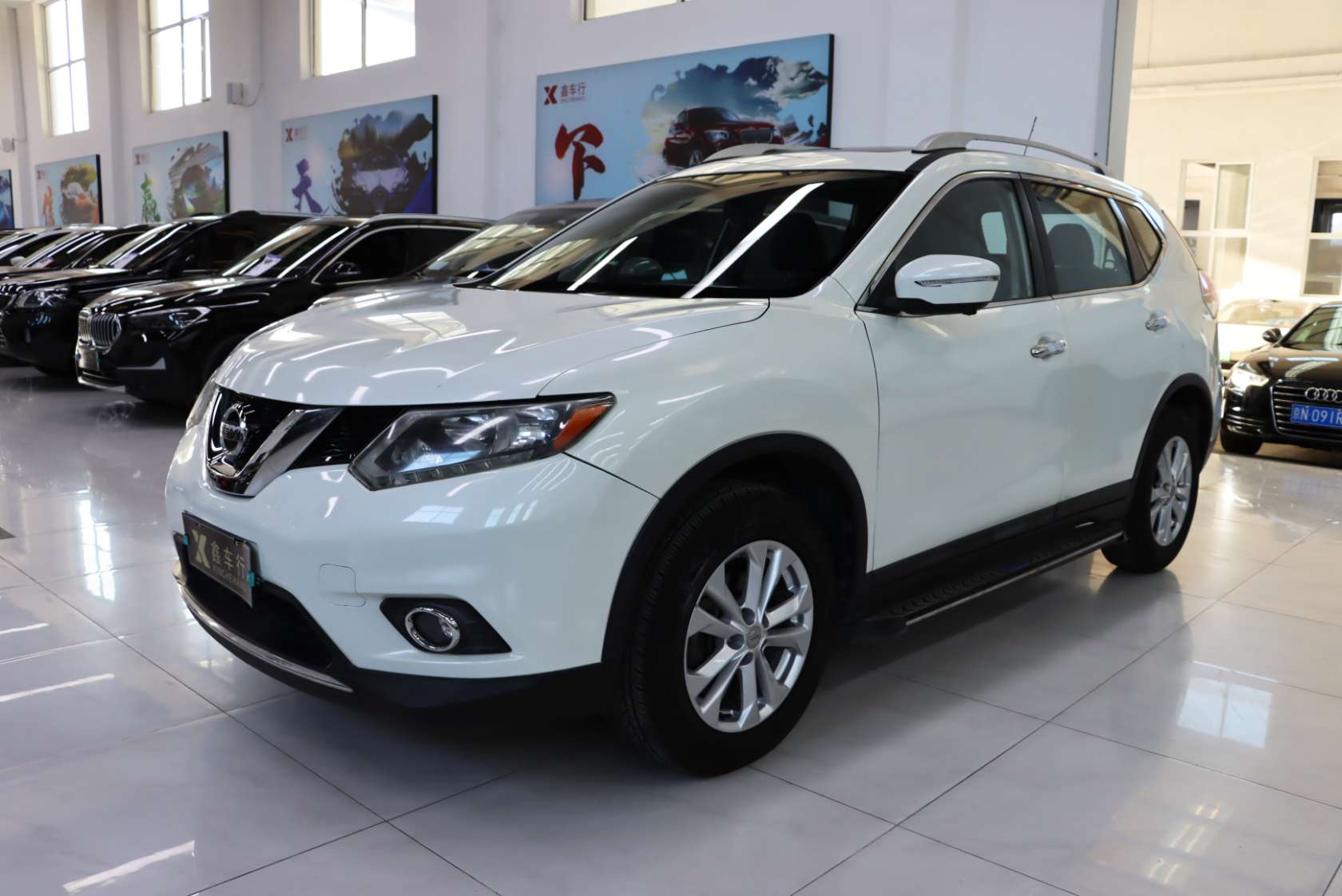 2014 Nissan X-Trail 2.0L CVT Zhiling Edition 2WD - 2014 SUV, pre-owned car for export from China