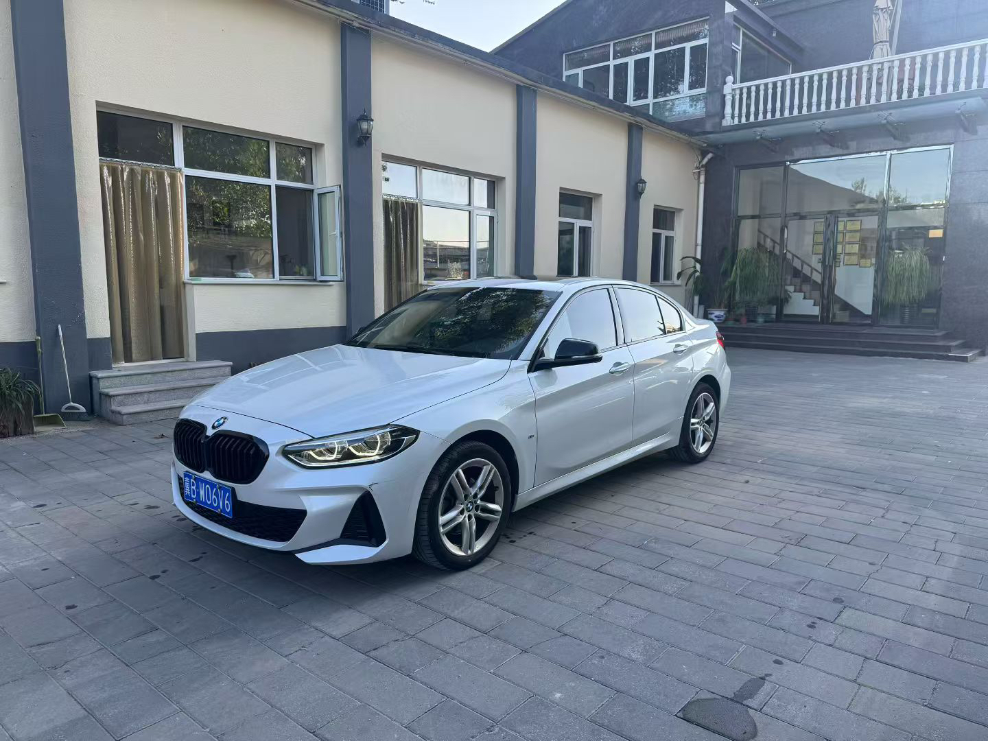 2021 BMW 1 Series 120i M Sport Edition - 2021 Sedan, pre-owned car for export from China