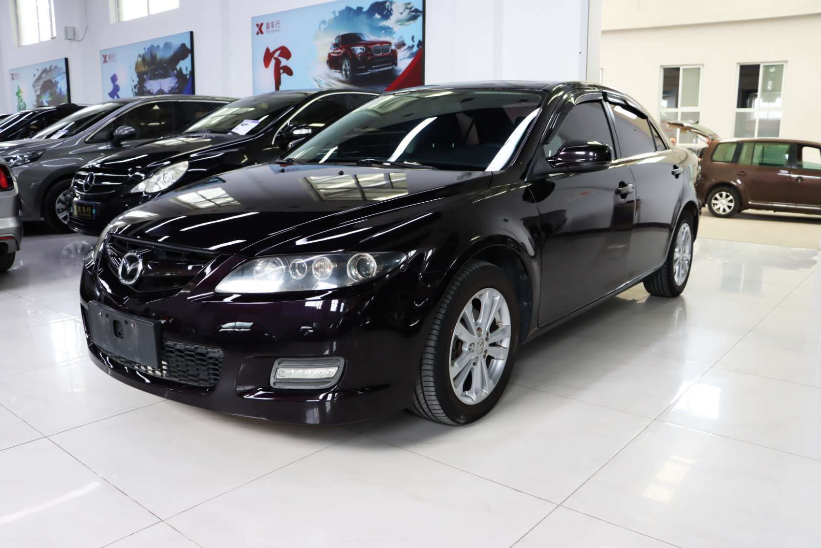 2015 Mazda 6 2.0L Automatic Super Luxury Edition - 2015 Sedan, pre-owned car for export from China
