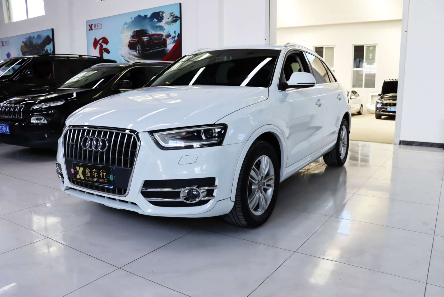 2013 Audi Q3 35 TFSI quattro Comfort Edition - 2013 SUV, pre-owned car for export from China