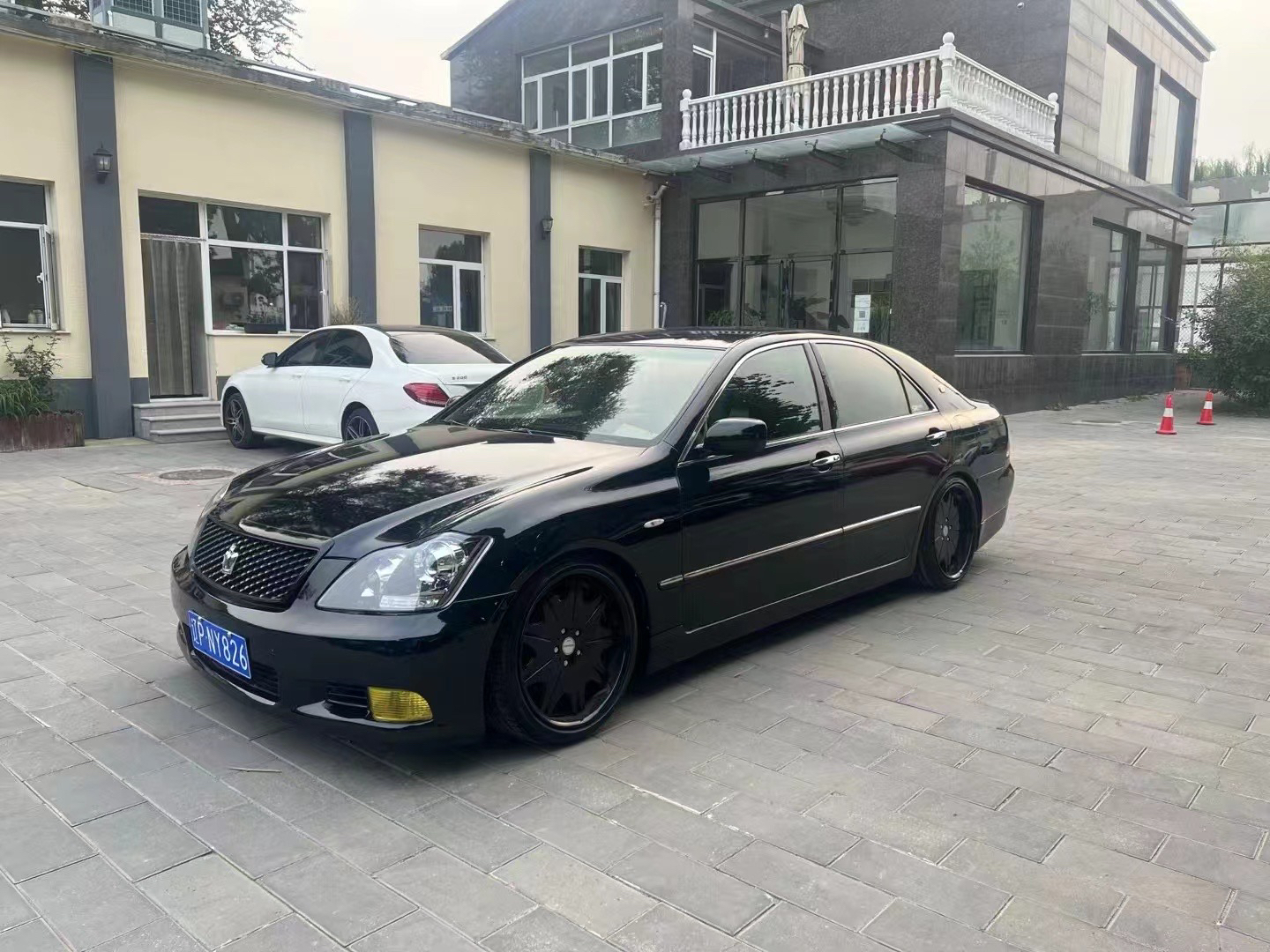 2006 Toyota Crown 2.5L Royal Leather Edition - 2006 Sedan, pre-owned car for export from China
