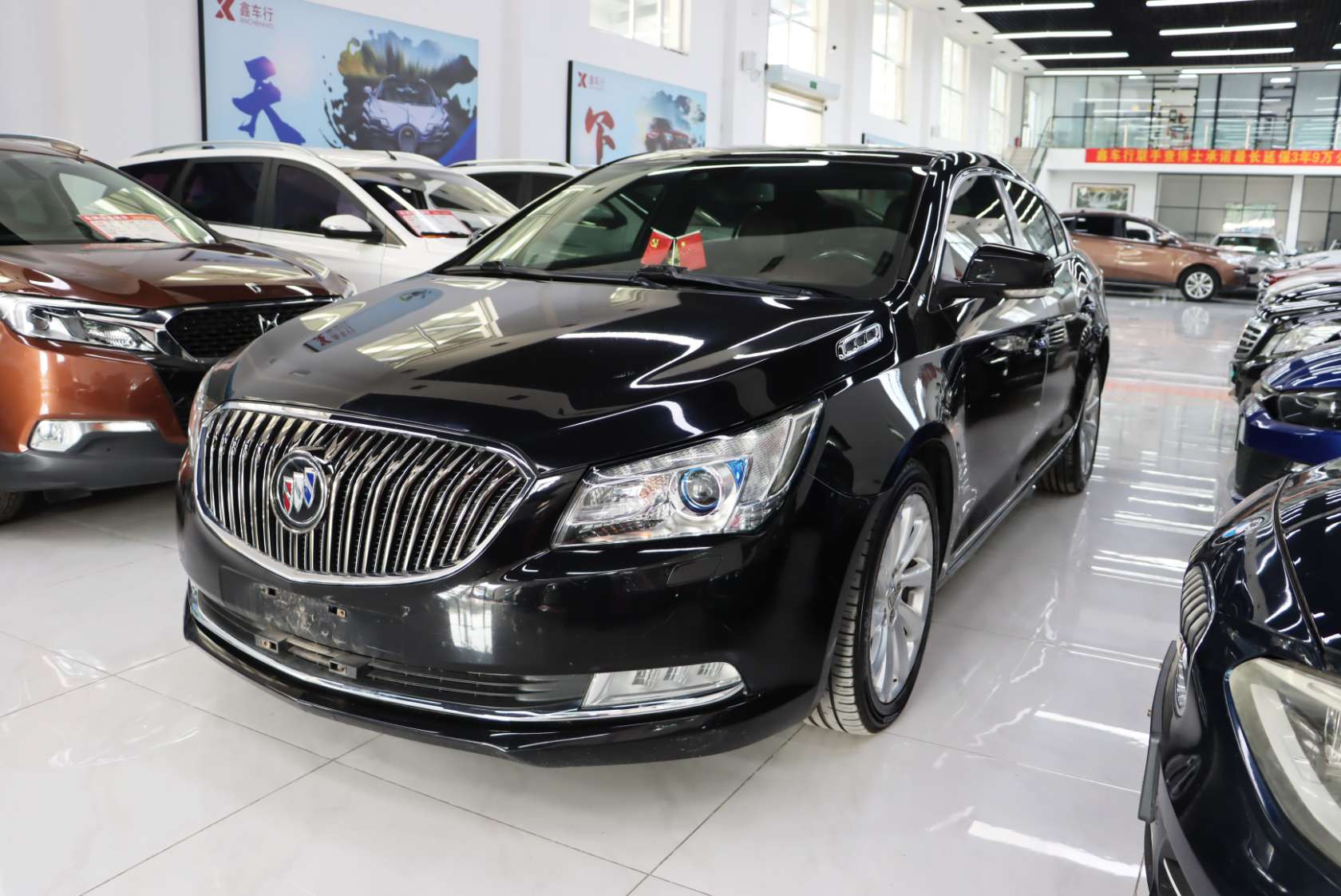 2013 Buick LaCrosse 2.0T SIDI Smart Flagship Edition - 2013 Sedan, pre-owned car for export from China