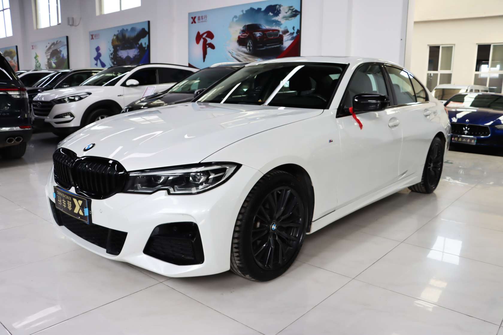 2020 BMW 3 Series 330i M Sport Night Package - 2020 Sedan, pre-owned car for export from China