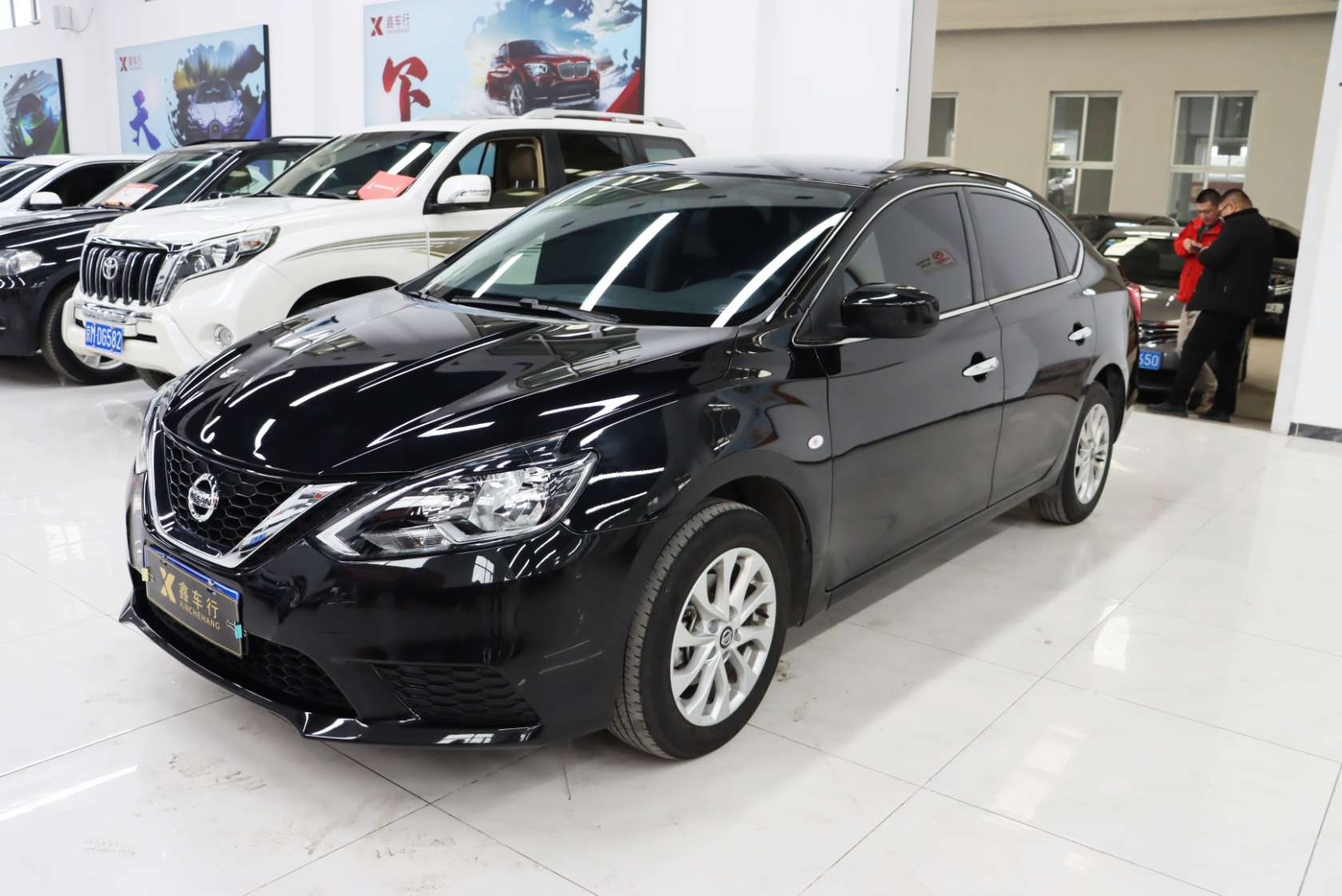 2022 Nissan Sylphy Classic 1.6XE CVT Comfort Edition - 2022 Sedan, pre-owned car for export from China