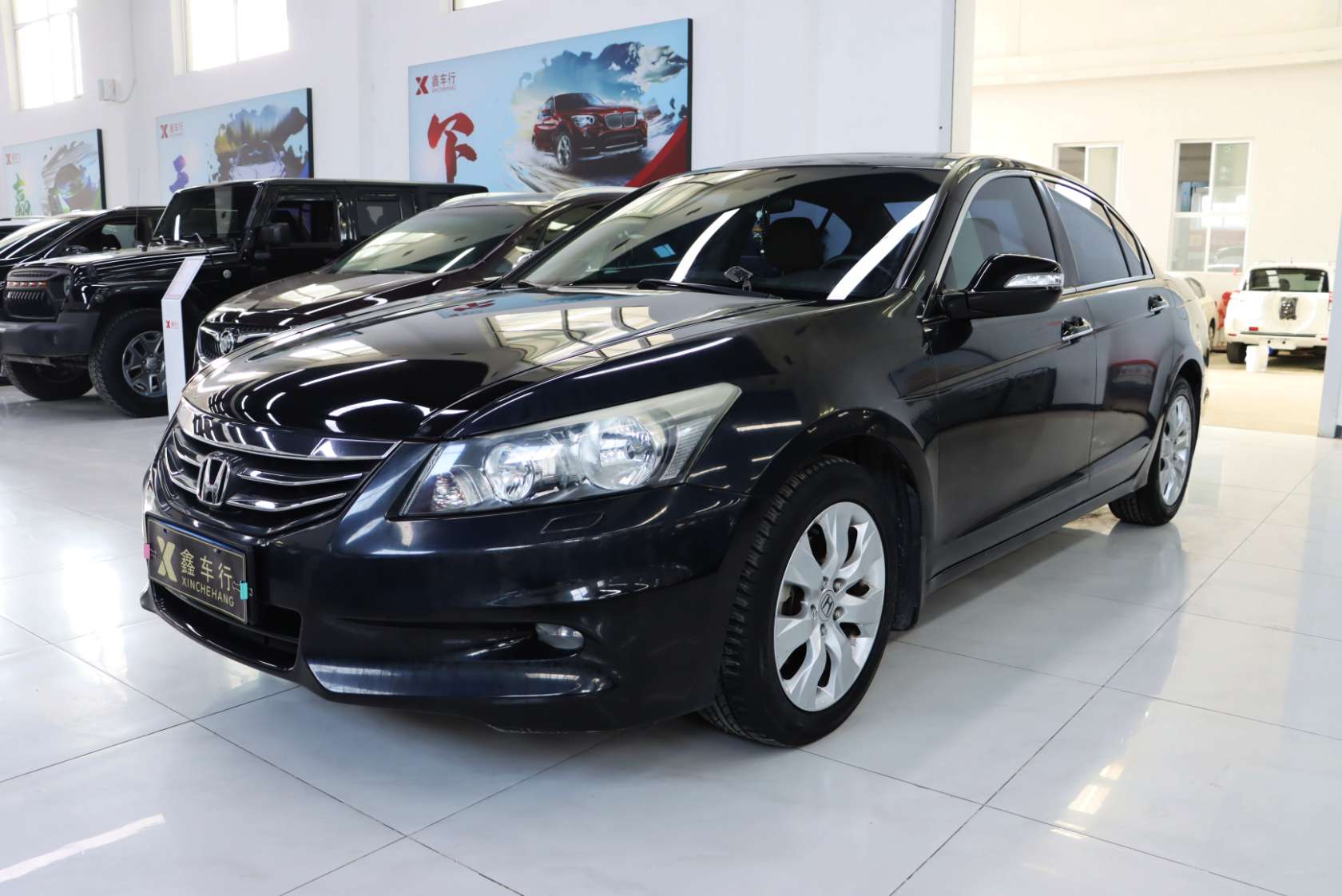 2011 Honda Accord 2.4L EX - 2011 Sedan, pre-owned car for export from China