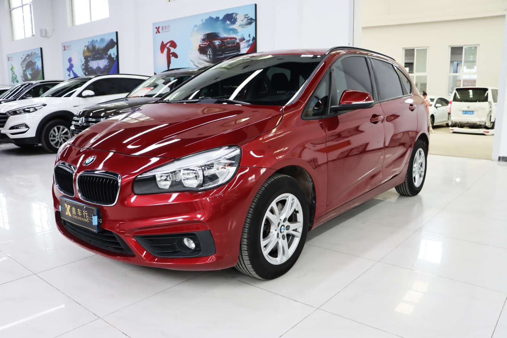 2015 BMW 2 Series Multi-Purpose Wagon 218i Leading Edition - 2015 MPV, pre-owned car for export from China