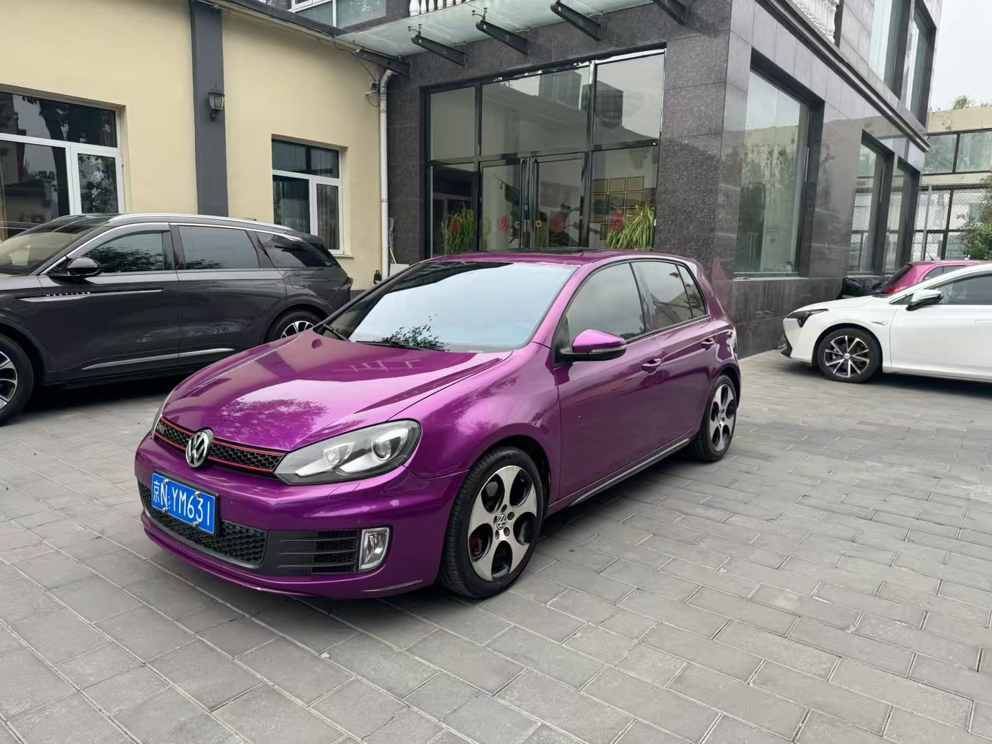2012 Volkswagen 2.0TSI GTI - 2012 Hatchback, pre-owned car for export from China