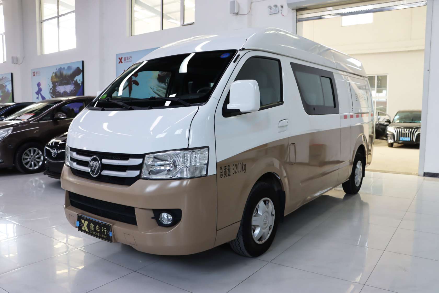 2021 Foton Fengjing G7 2.4L Petrol Commercial Edition Short Wheelbase Low Roof 6-Seater With Windows 4K22D4M - 2021 Bus, pre-owned car for export from China