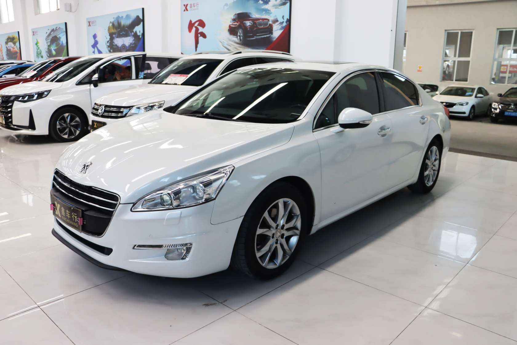 2013 Peugeot 508 2.3L 2nd Anniversary Edition Automatic Flagship Edition - 2013 Sedan, pre-owned car for export from China