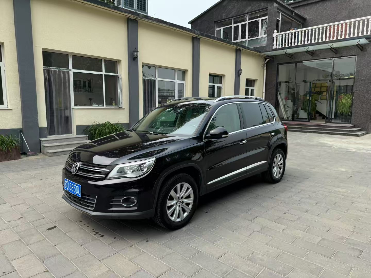 2012 Volkswagen Tiguan 2.0TSI Automatic 4WD Flagship Edition - 2012 SUV, pre-owned car for export from China