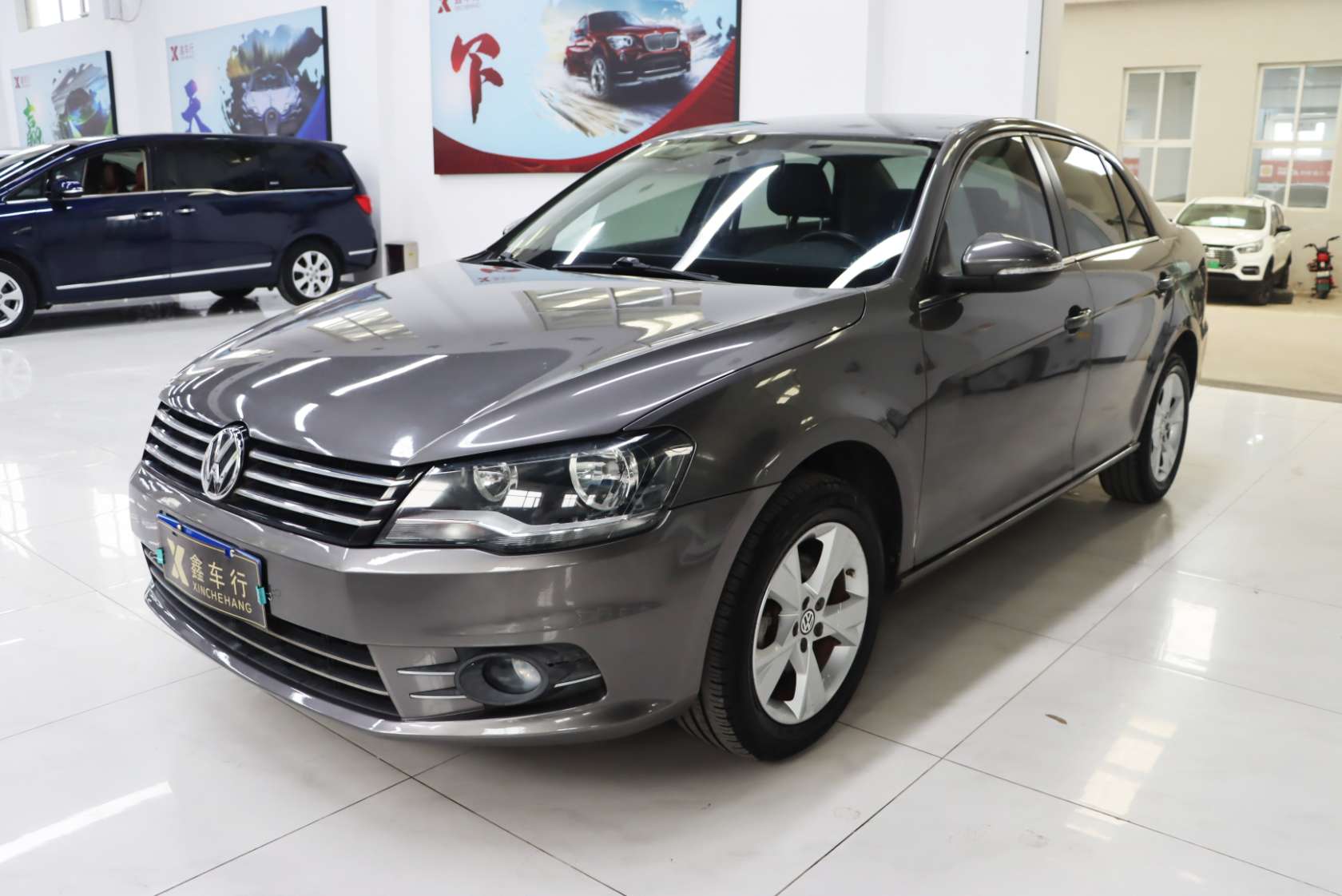 2013 Volkswagen Bora 1.6L Automatic Comfort Edition - 2013 Sedan, pre-owned car for export from China