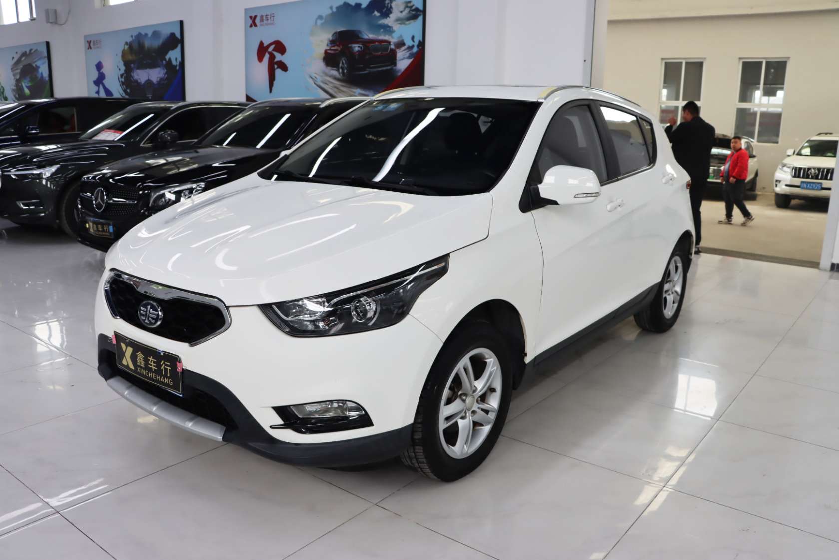 2015 FAW Junpai D60 1.5L Manual Luxury Edition - 2015 SUV, pre-owned car for export from China