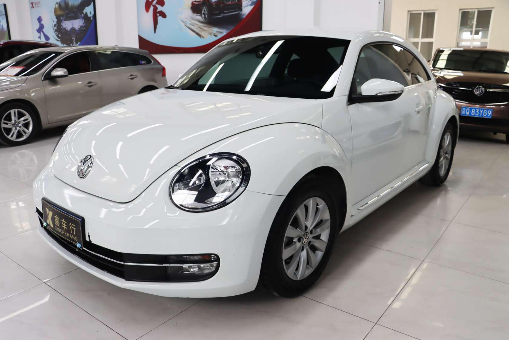 2014 Volkswagen Beetle 1.4TSI Fashion Edition - 2014 Hatchback, pre-owned car for export from China