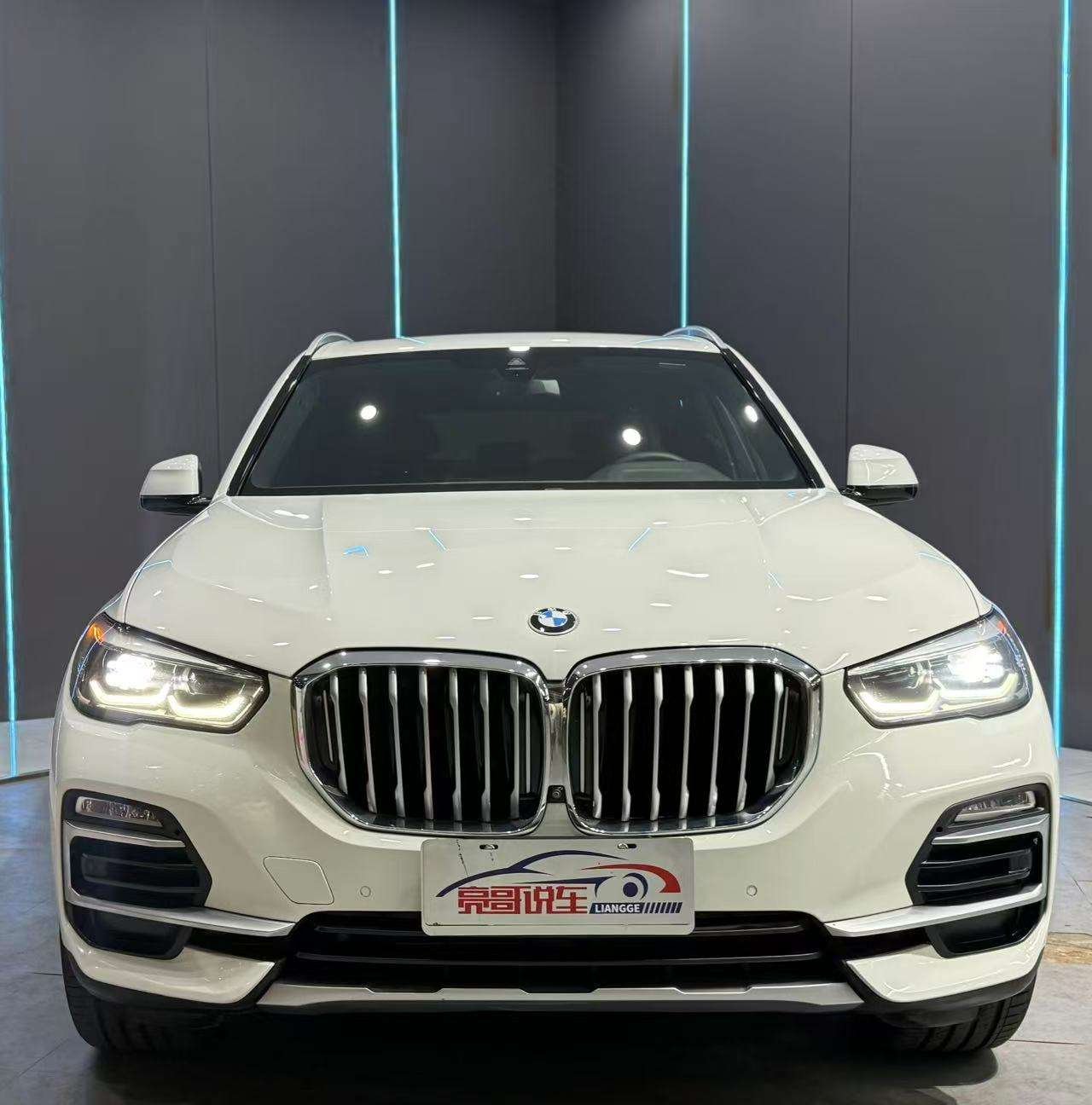 2020 BMW X5 - 2020 SUV, pre-owned car for export from China