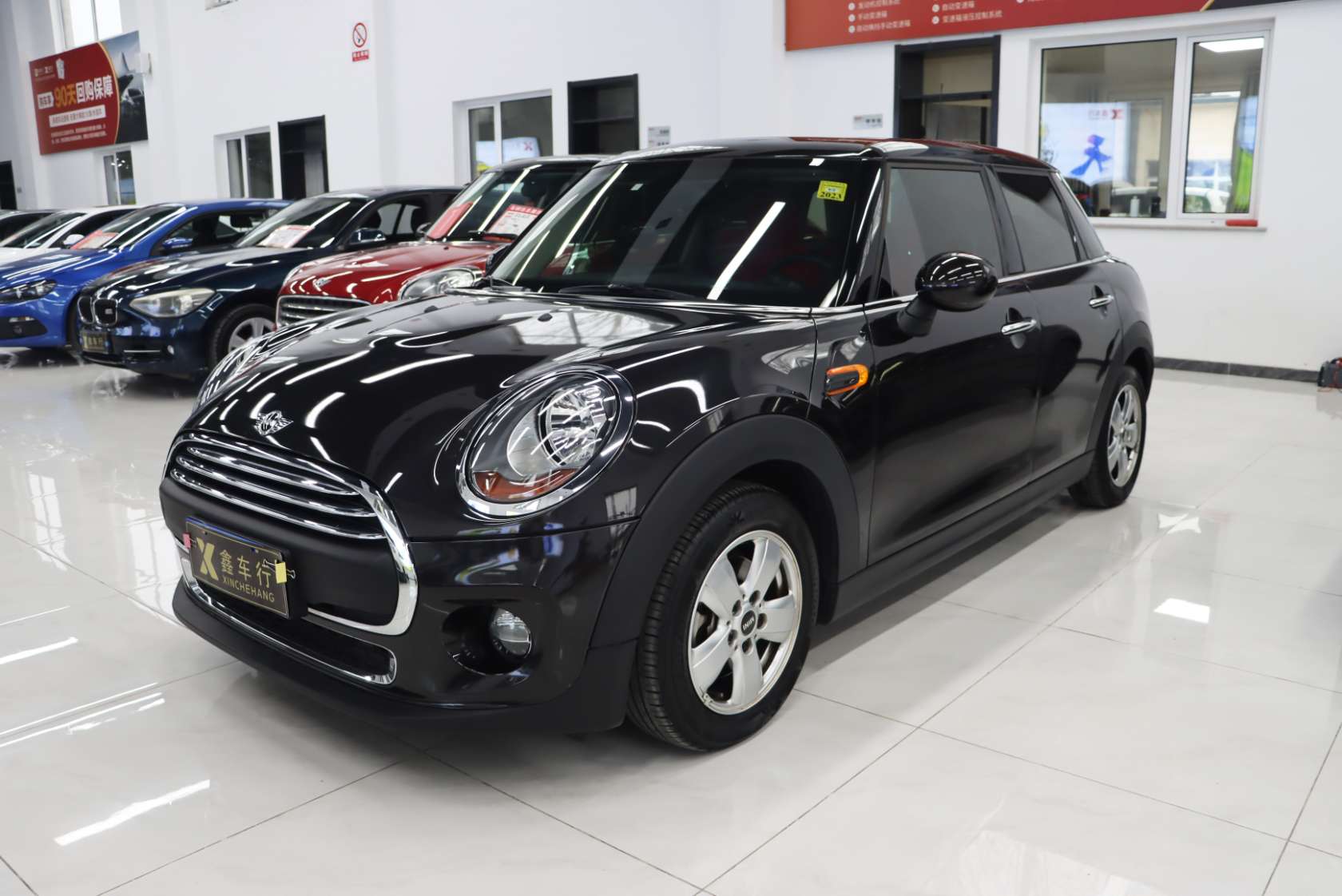 2015 MINI 1.2T ONE 5-Door Edition - 2015 Hatchback, pre-owned car for export from China